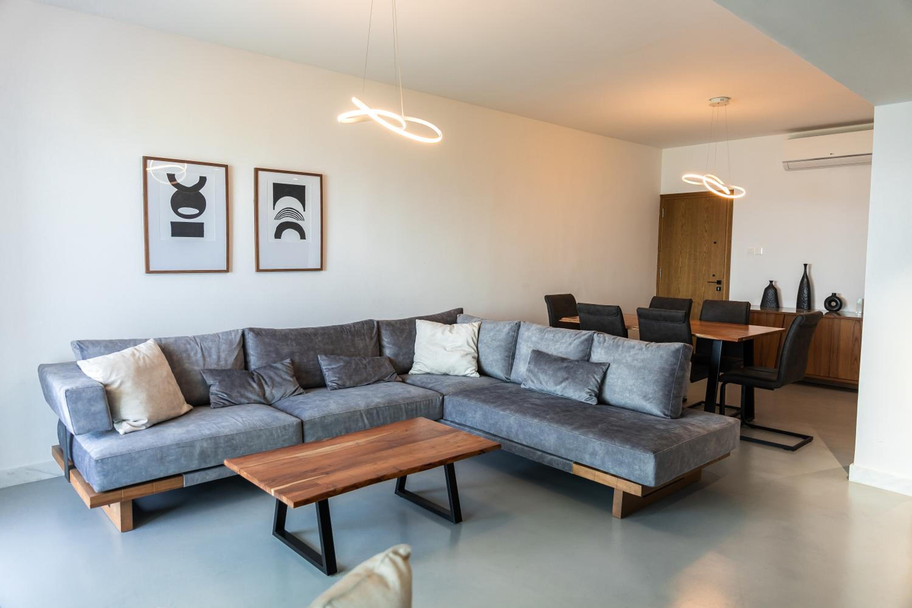 Molos Luxury Apartment