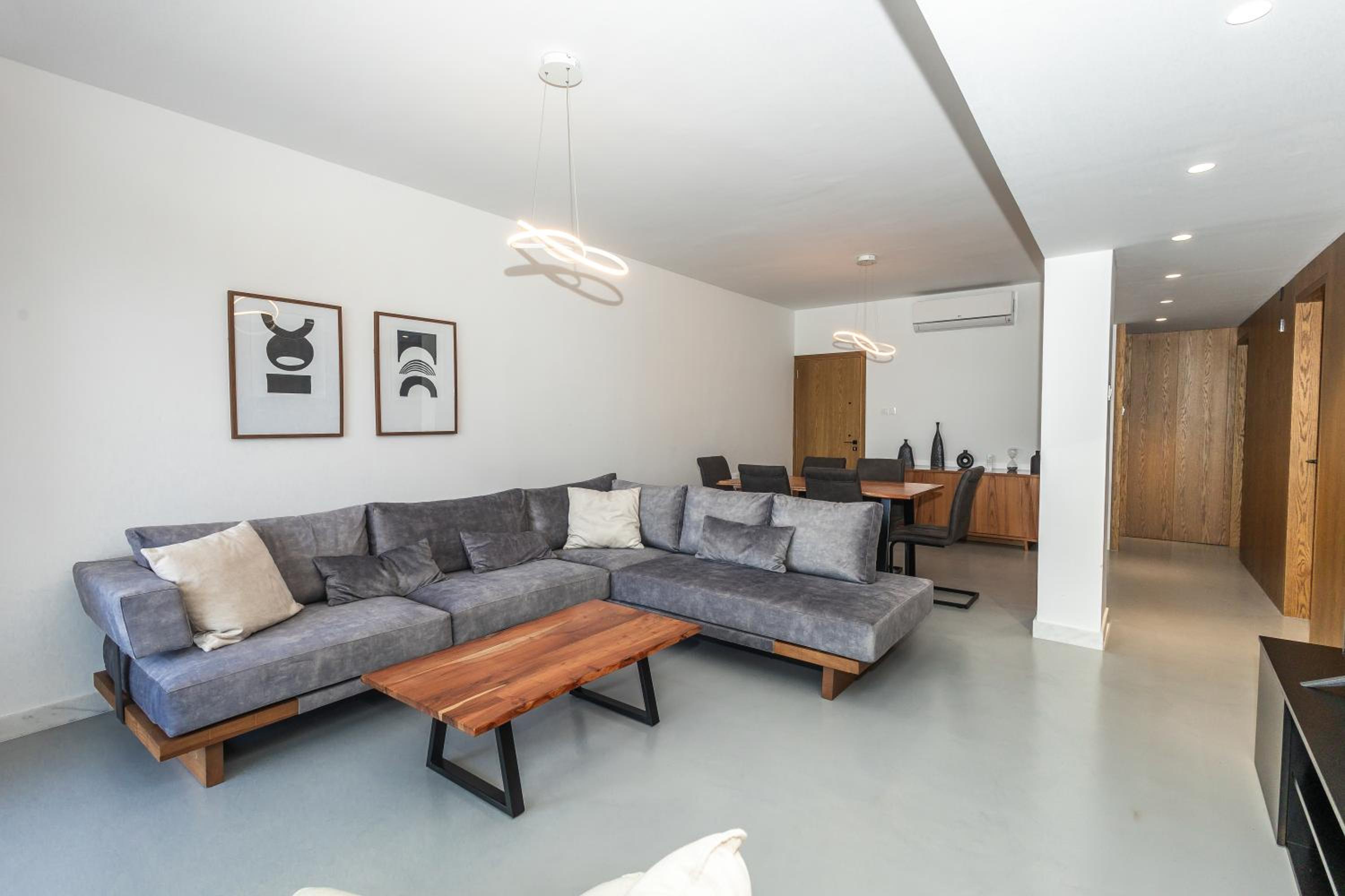 Molos Luxury Apartment