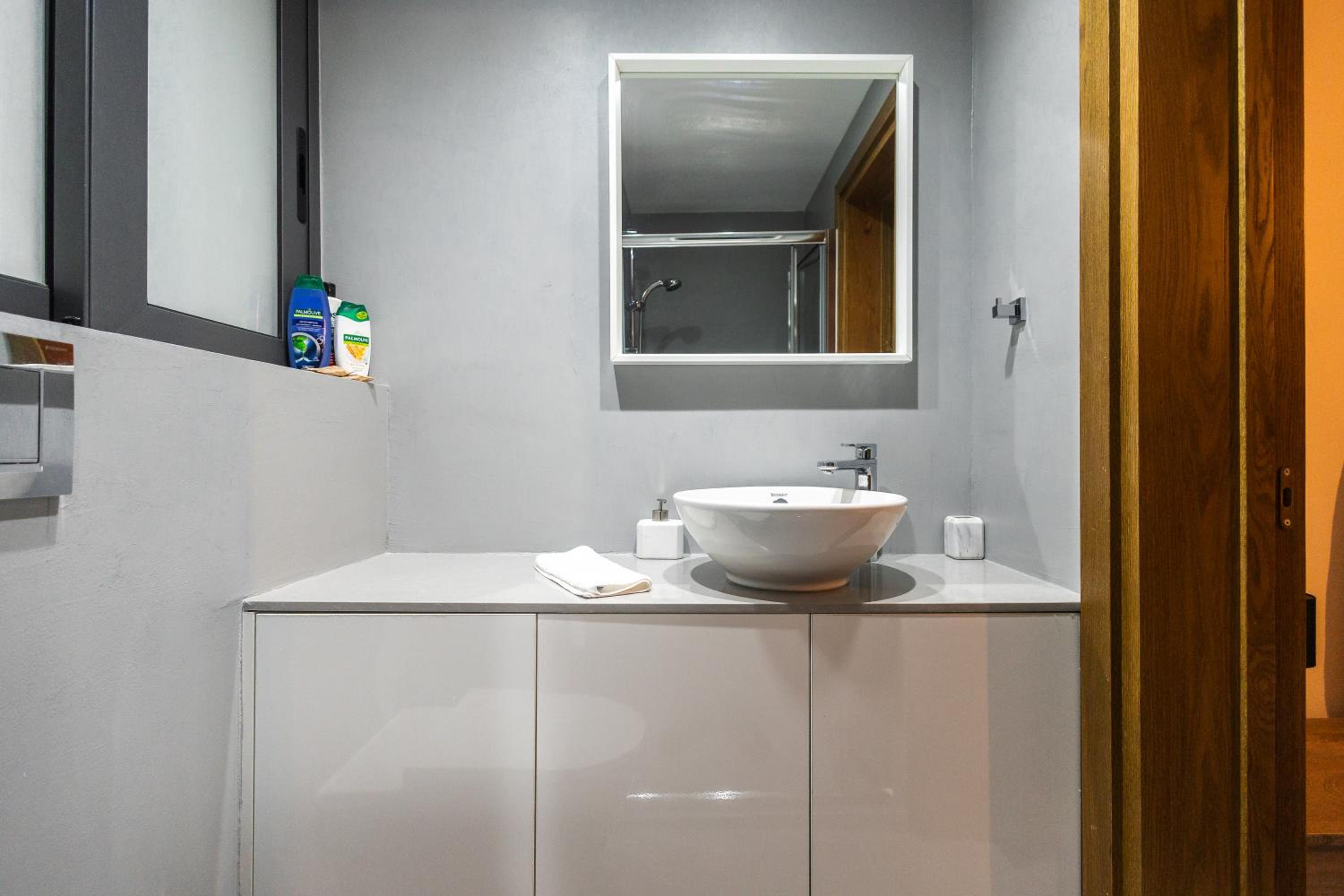 Molos Luxury Apartment