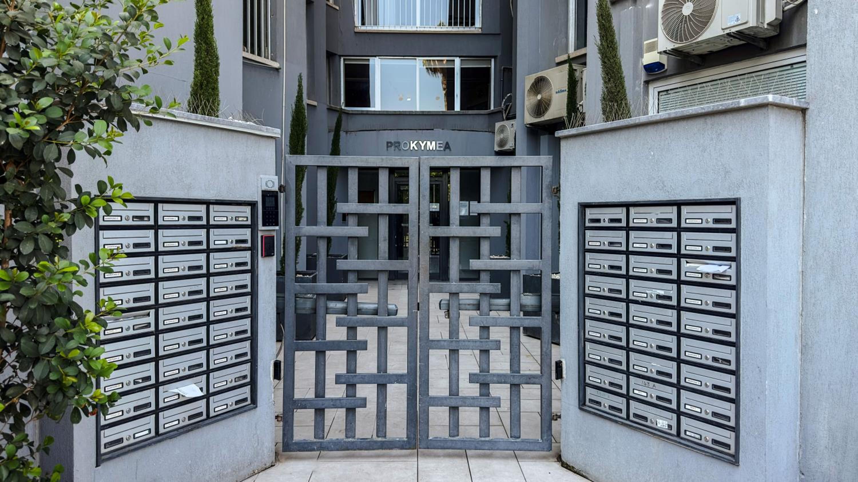 Molos Luxury Apartment