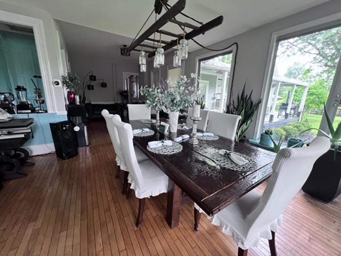 Niagara River Estate