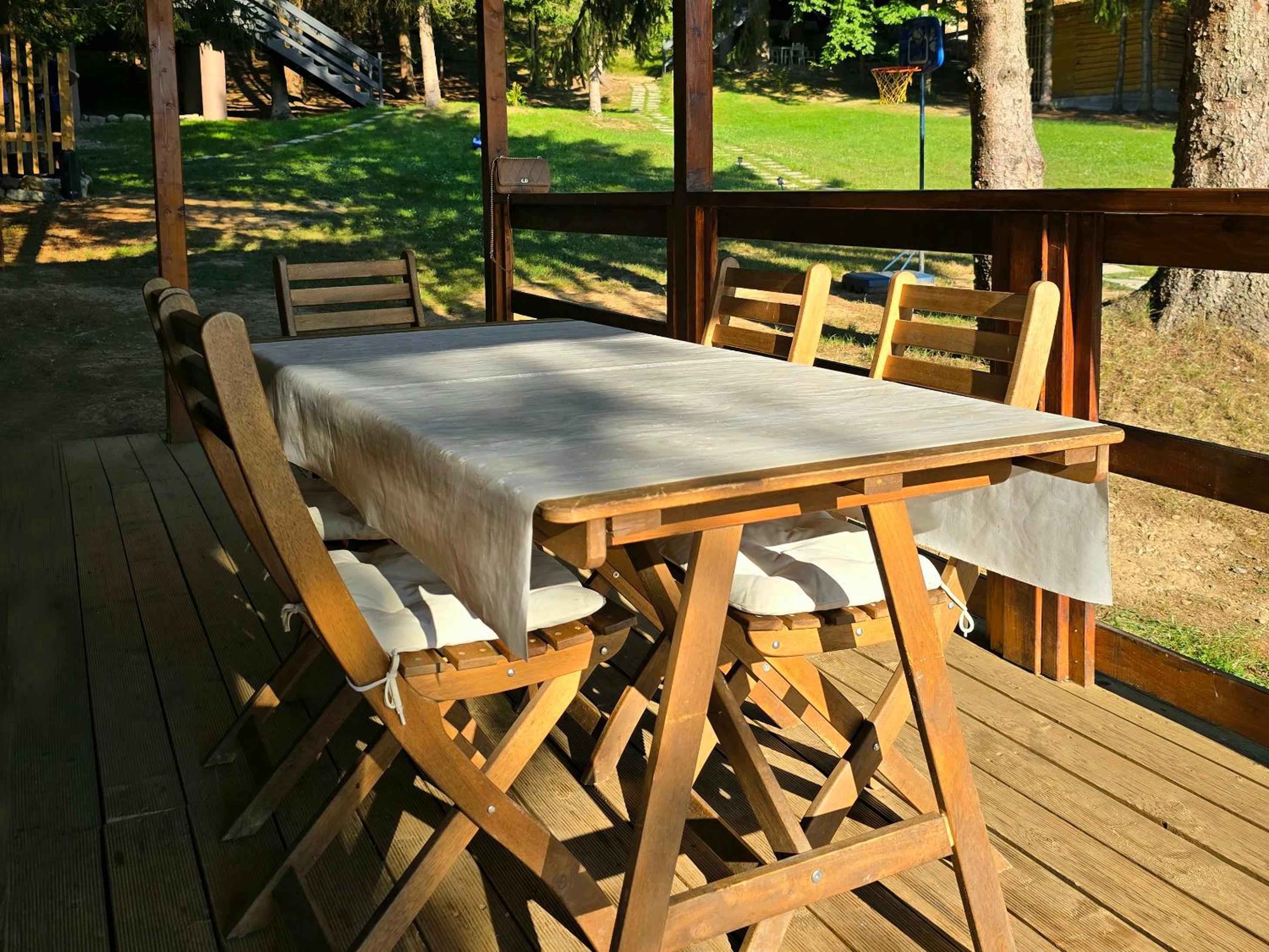 Photo 8