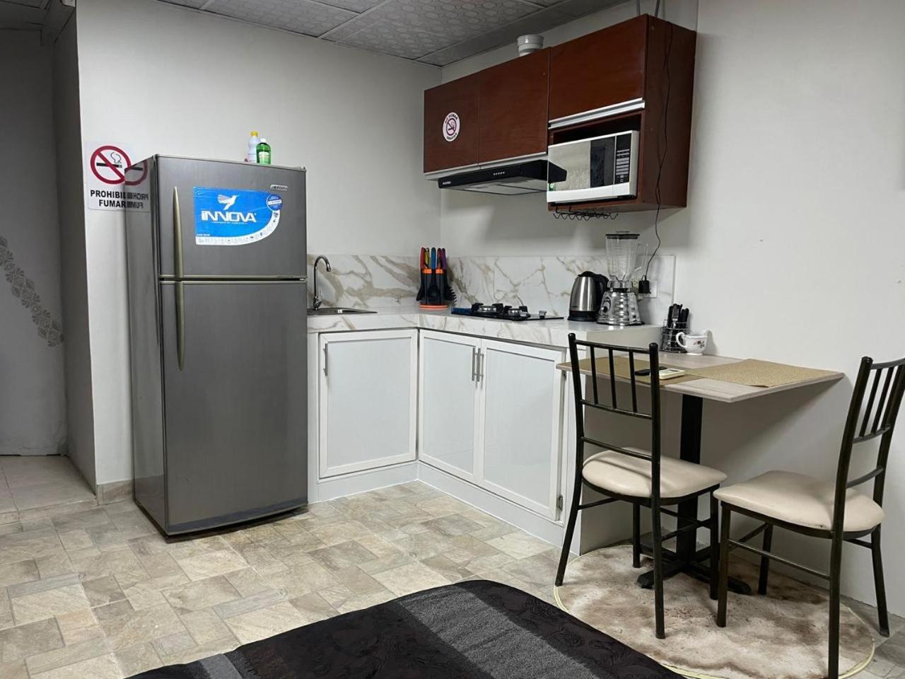 Suite privada en urb con guardianía 24-7 Machala view 5