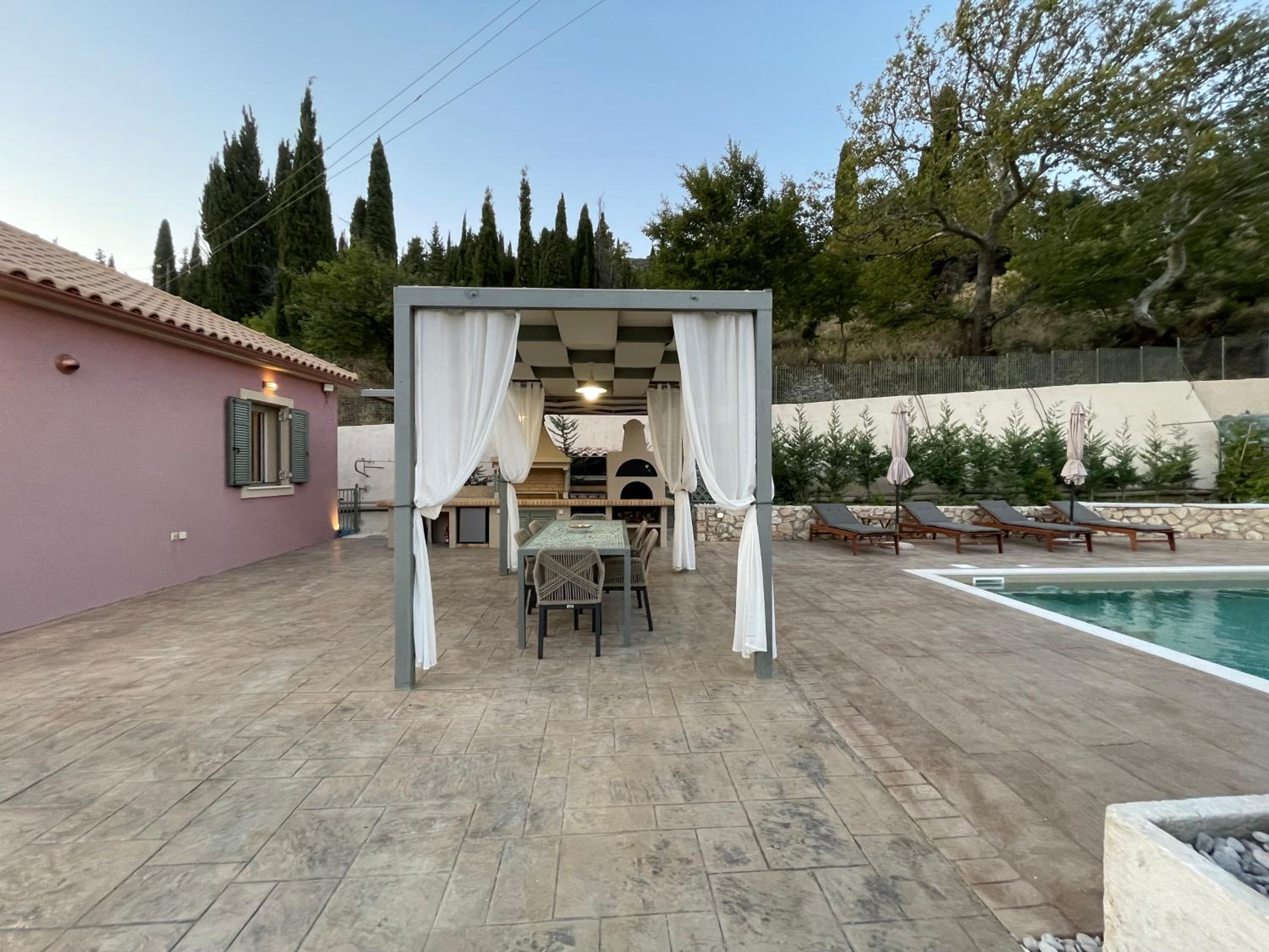 Mater Terra-Private Villa view 4