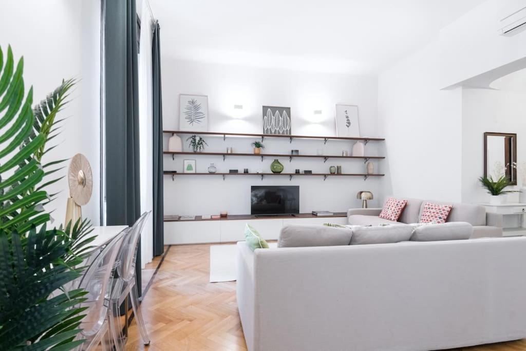 Easylife - Milano - Piazza Grandi 6 - Porta Vittoria
