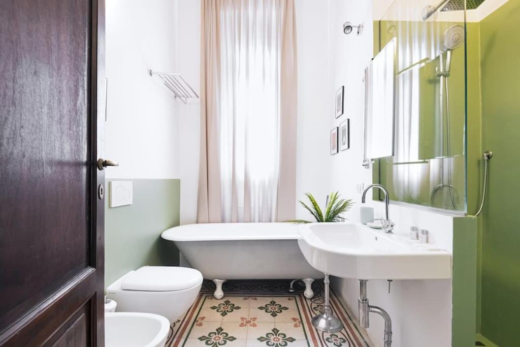 Easylife - Milano - Piazza Grandi 6 - Porta Vittoria