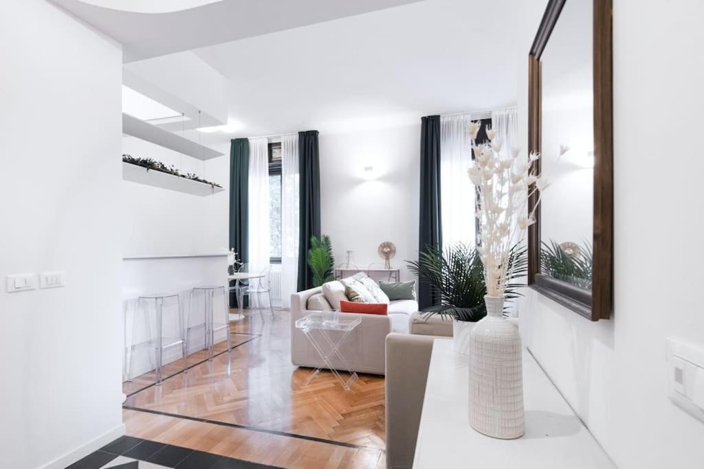 Easylife - Milano - Piazza Grandi 6 - Porta Vittoria