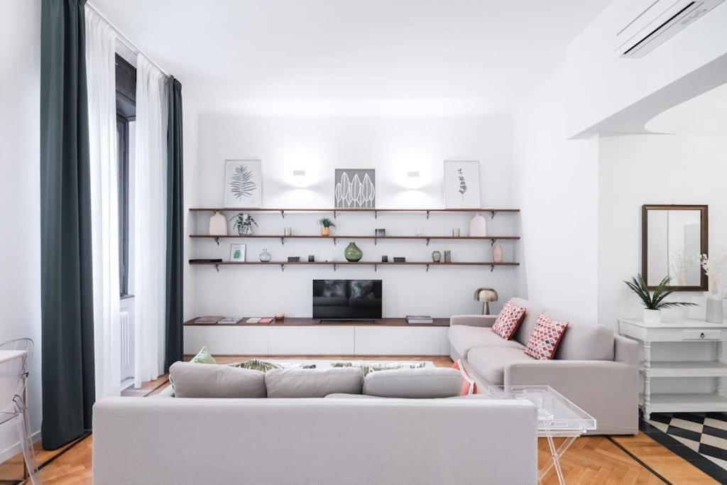 Easylife - Milano - Piazza Grandi 6 - Porta Vittoria