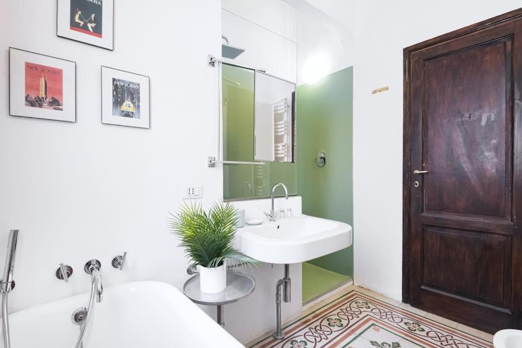 Easylife - Milano - Piazza Grandi 6 - Porta Vittoria