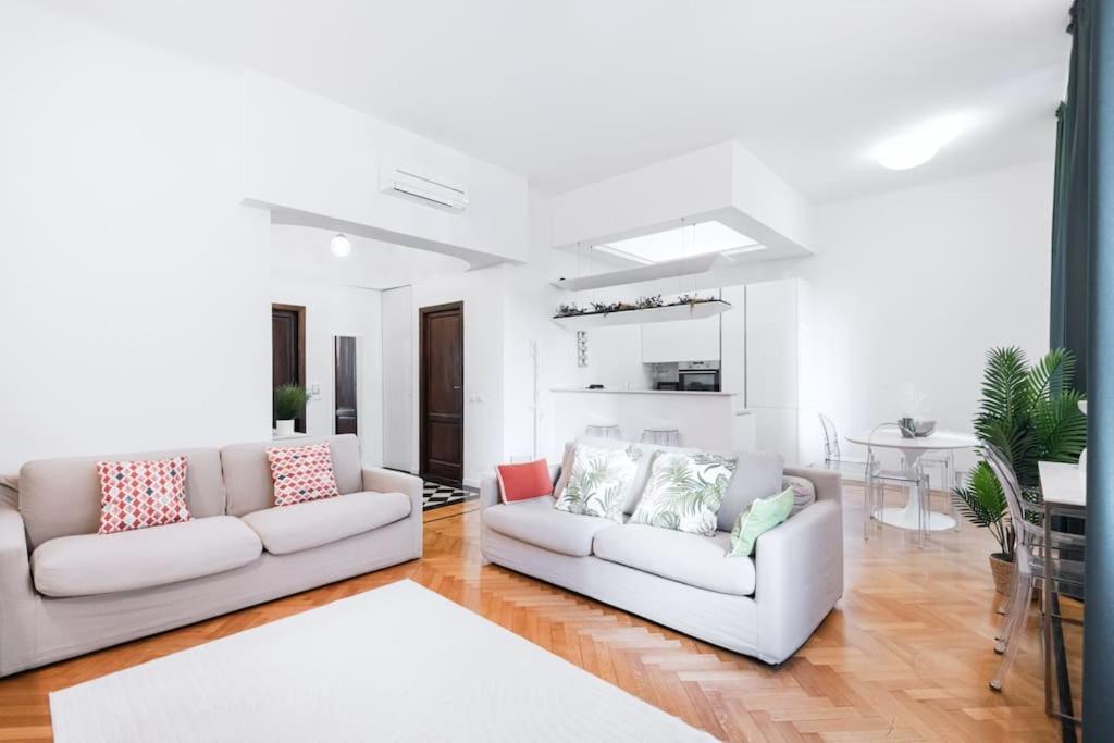Easylife - Milano - Piazza Grandi 6 - Porta Vittoria
