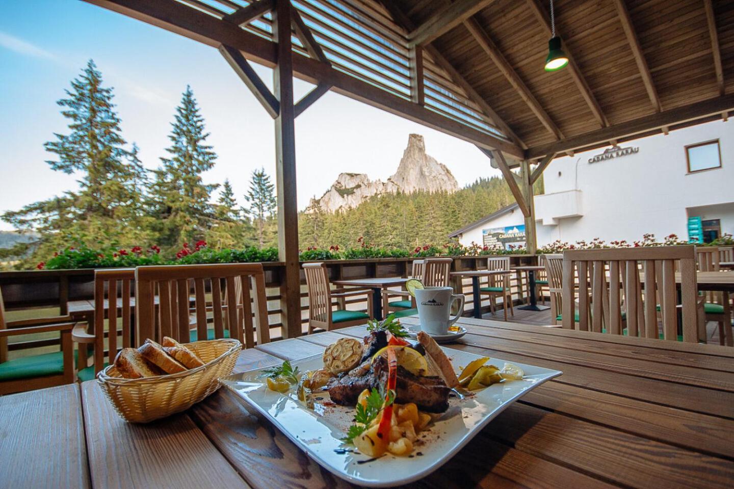 Hotel Alpin Rarău view 5