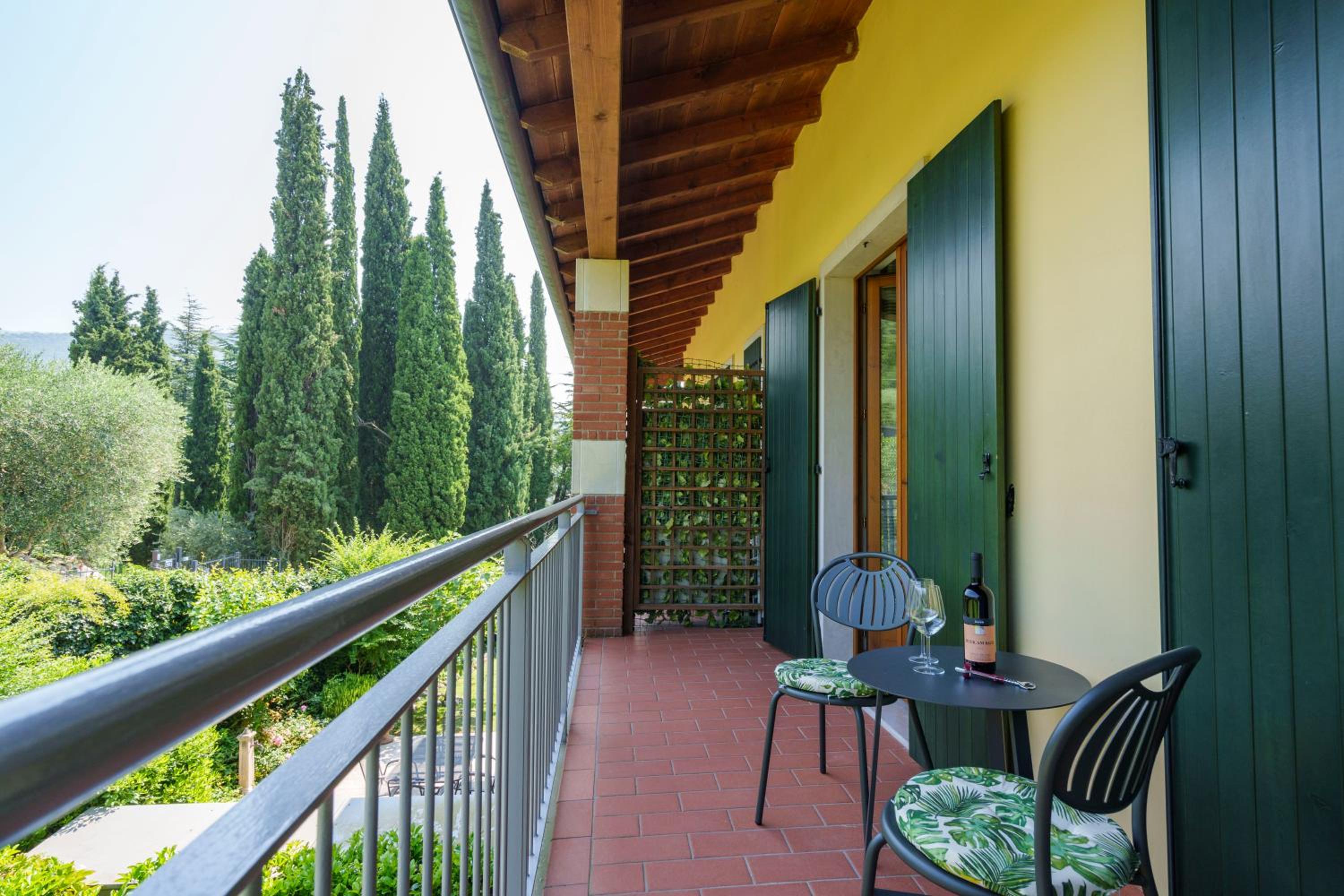 Apartment Contessa Castion view 3