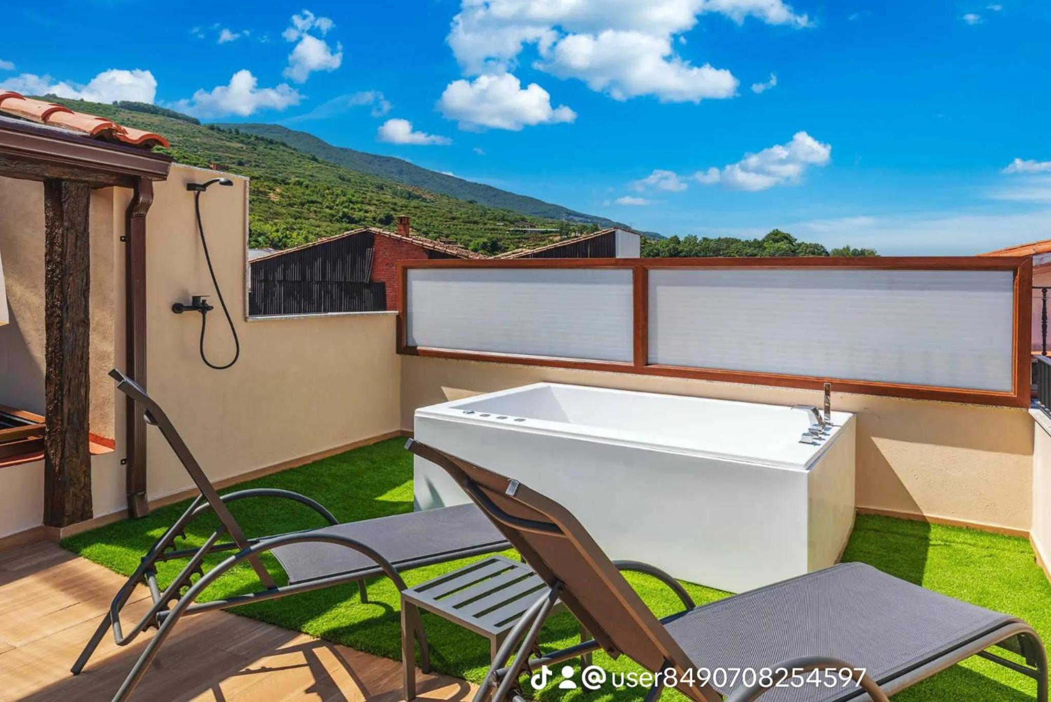 Encantos del Jerte Apartamentos