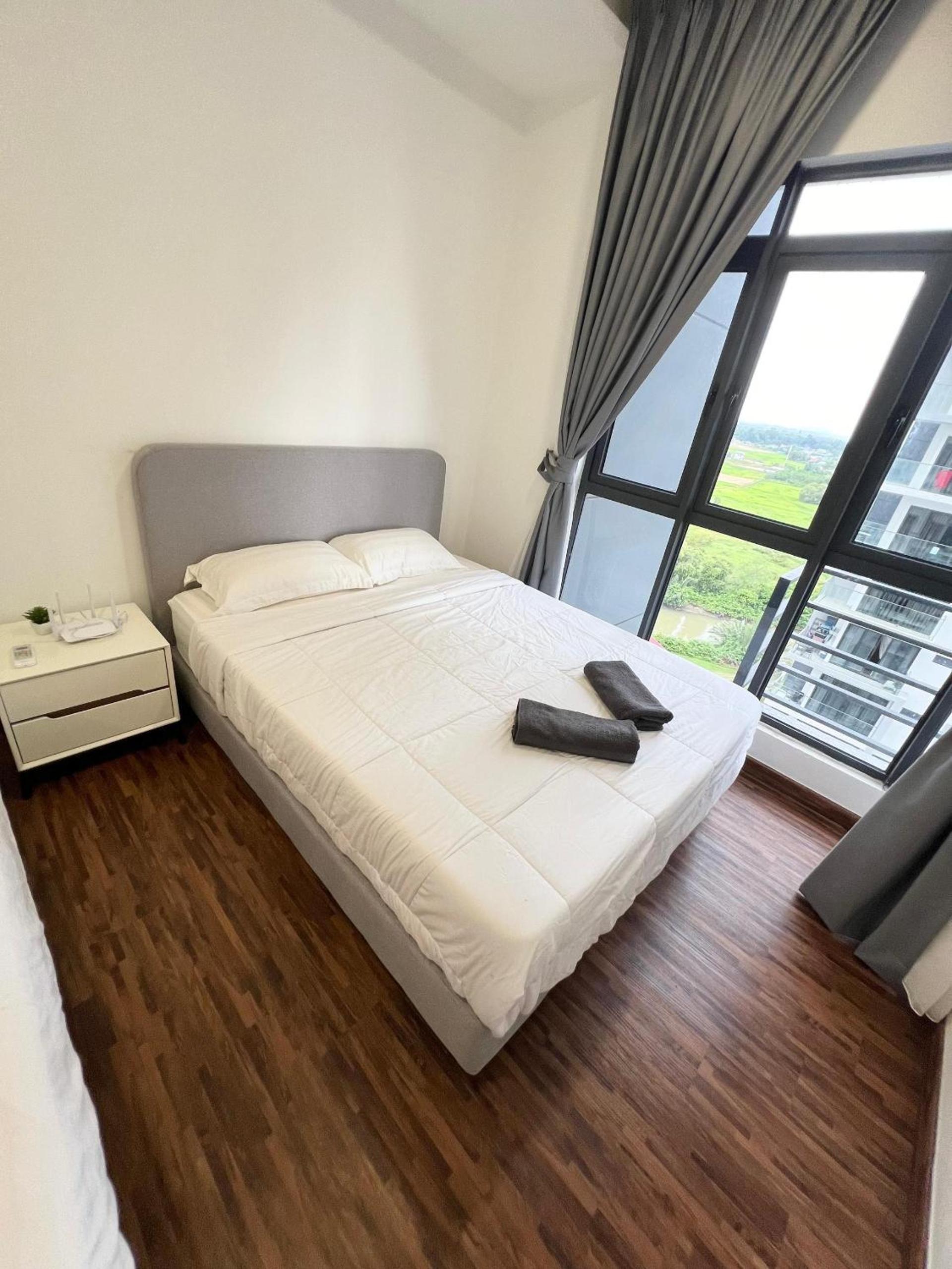 K Avenue QUEEN STUDIO 2-3PAX NEAR KKIA photo 2
