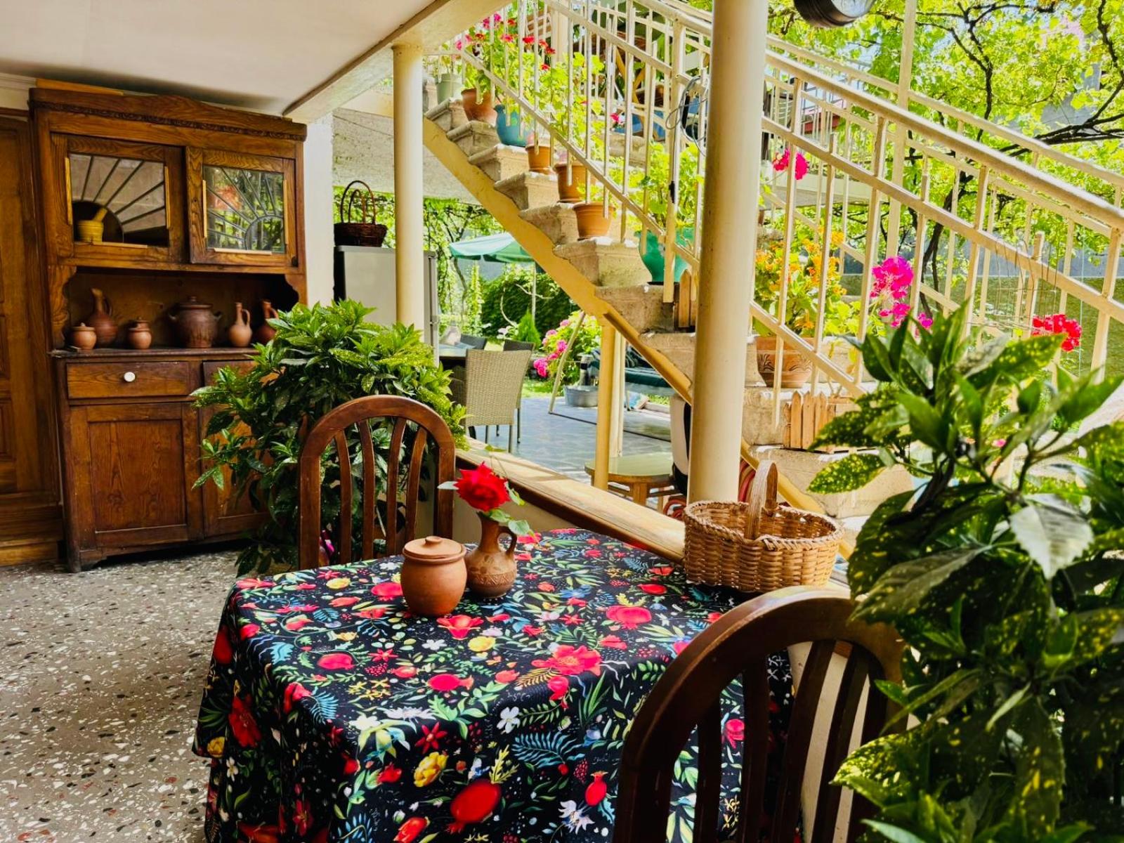 Mountain Home Inn-Guesthouse