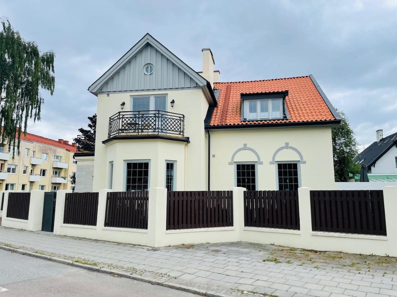 Villa i Fridhem centralt i Malmö