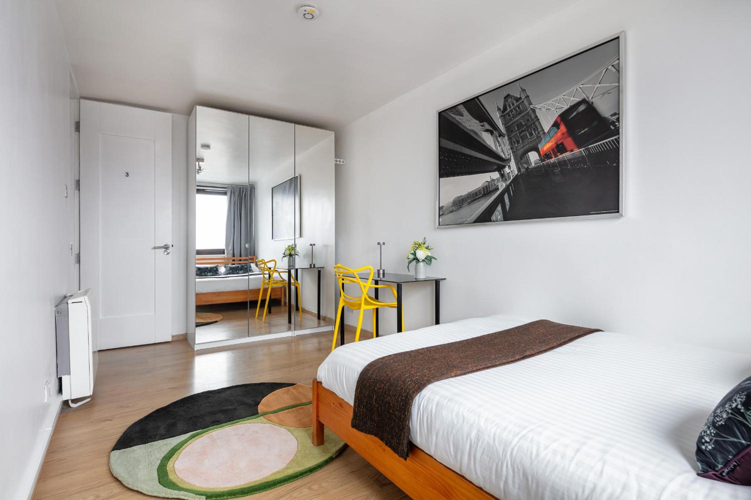 SKY View Apartment - 15 min by Tube To Oxford St in Central London