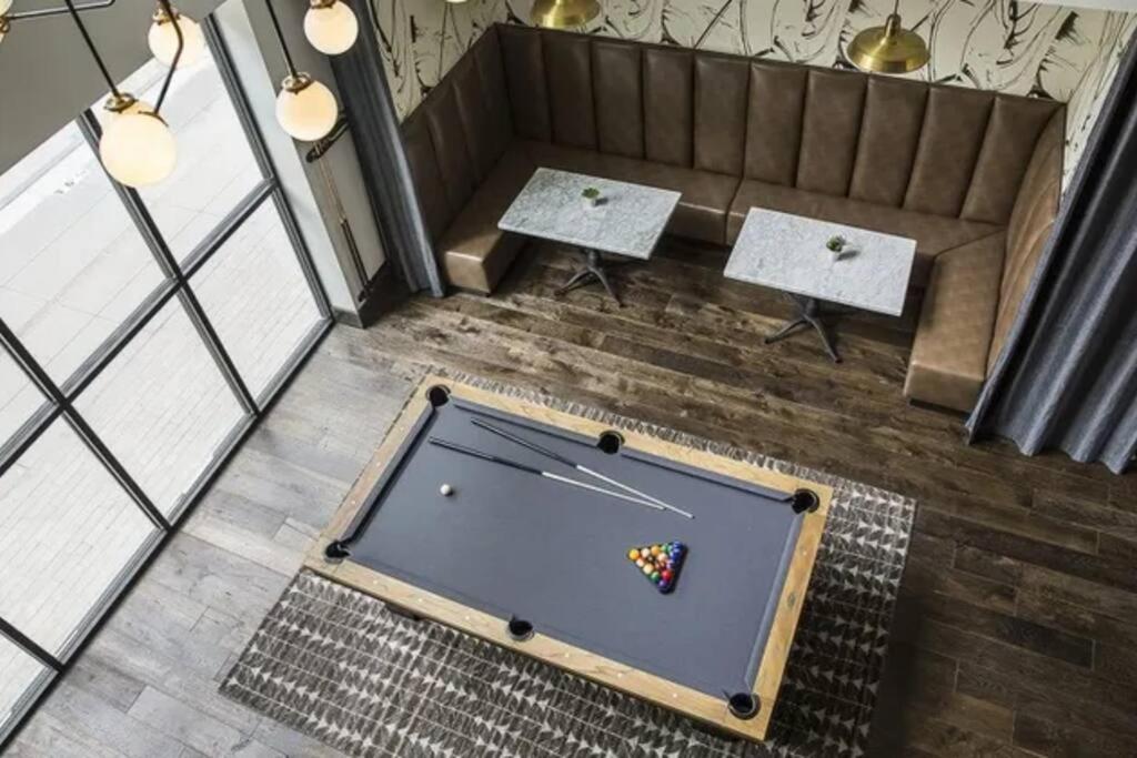 Modern and Lavish apartment view 4
