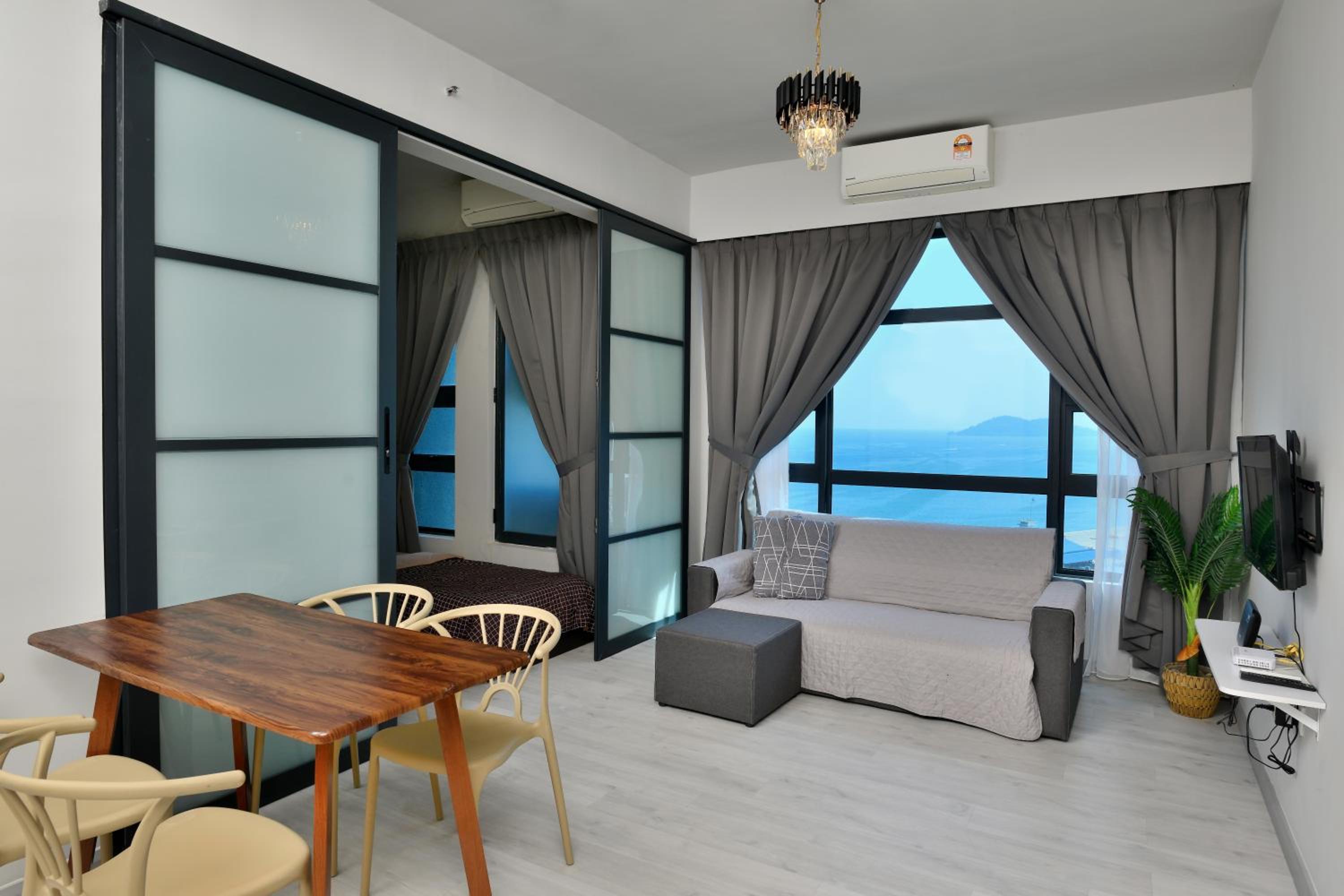 Jesselton Quay Seaview Homestay near Suria Sabah by StayPlace photo 2
