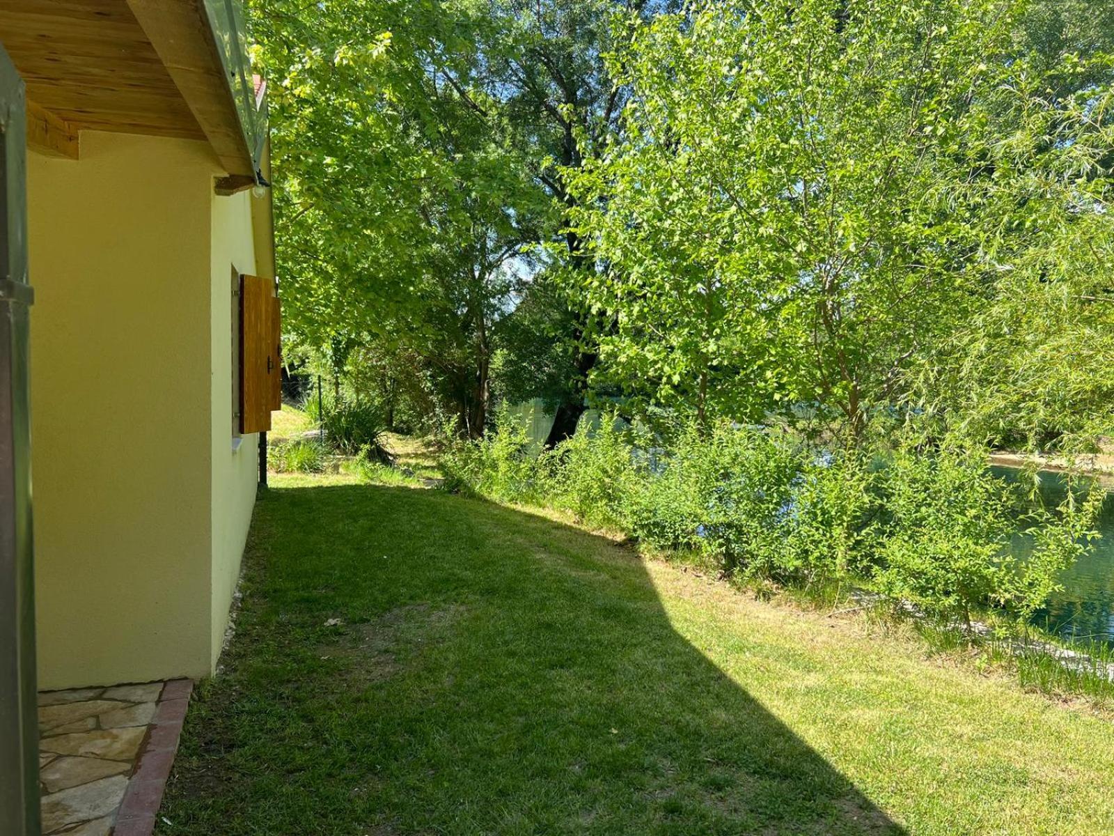 Guest house SARA