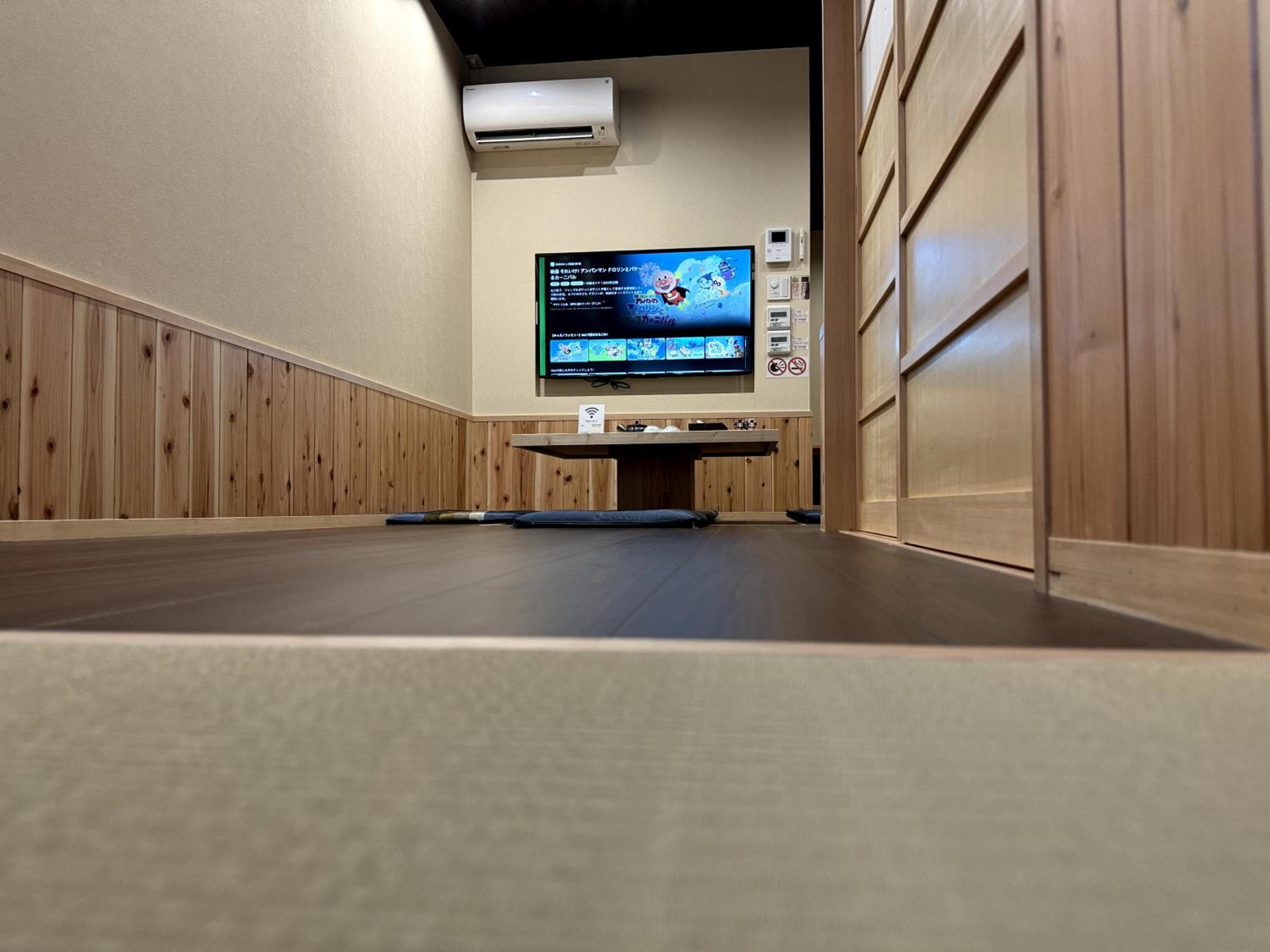 Photo 18