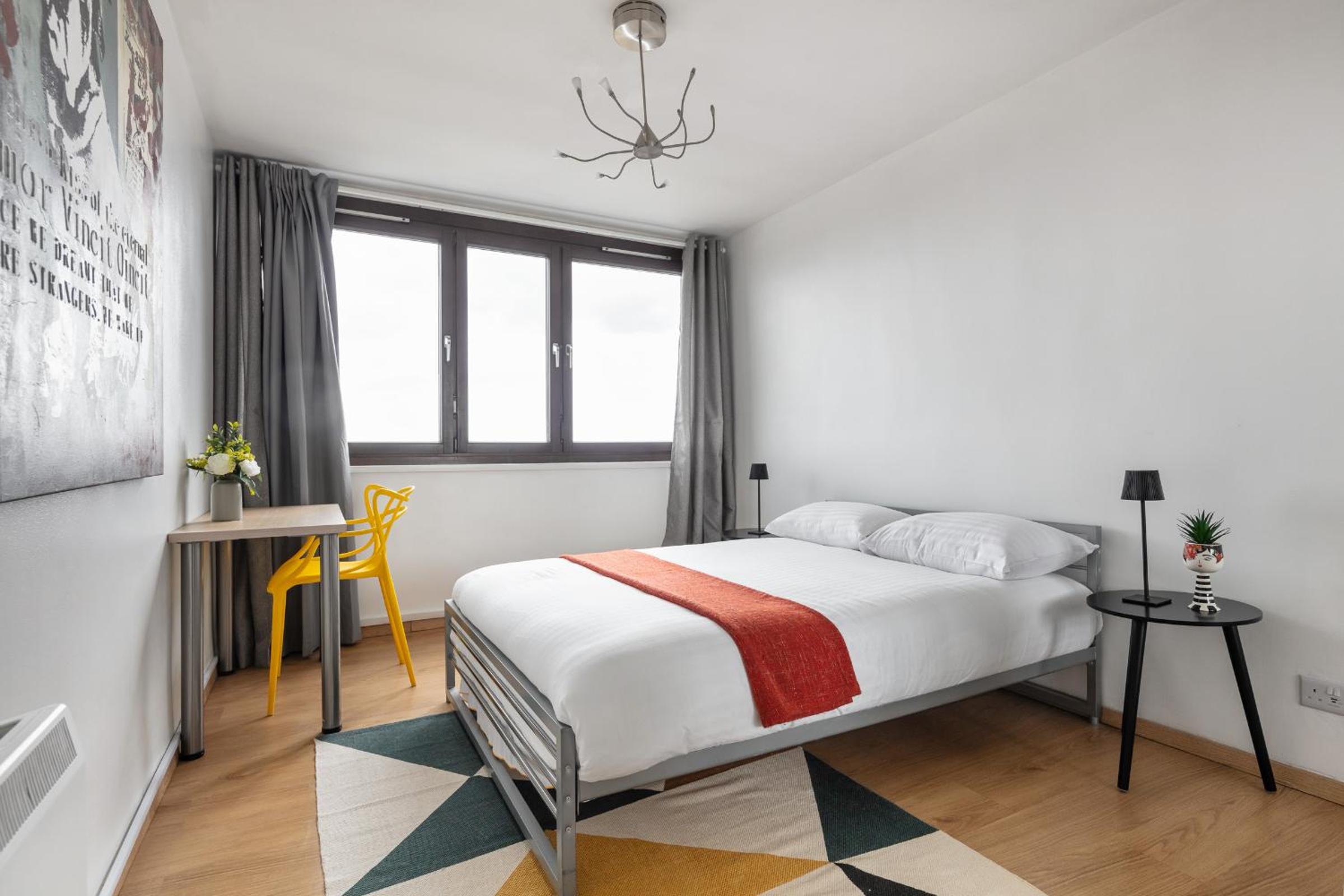SKY View Apartment - 15 min by Tube To Oxford St in Central London