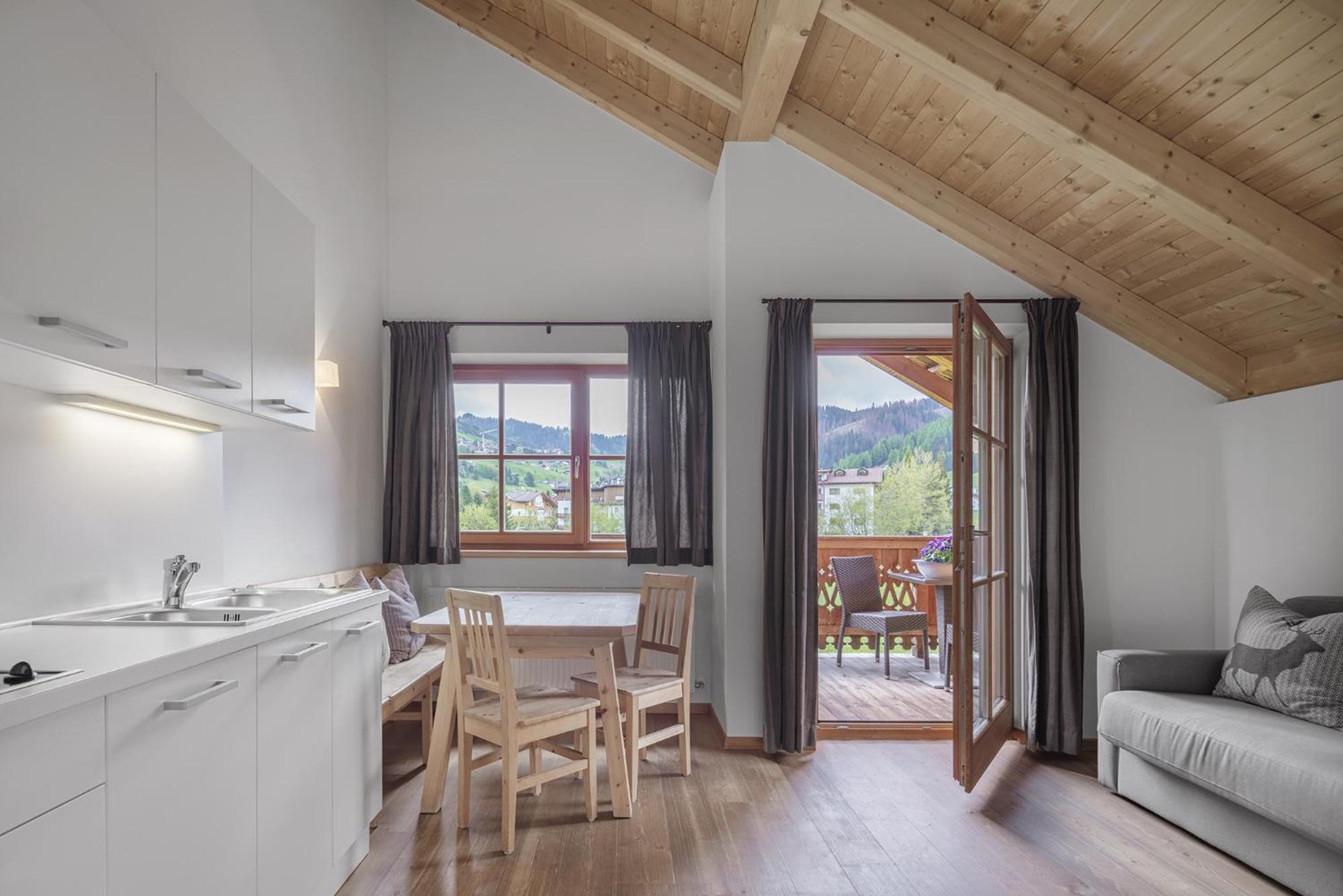 Chalet Ciasa Tino & Sara - BelaVal Apartments