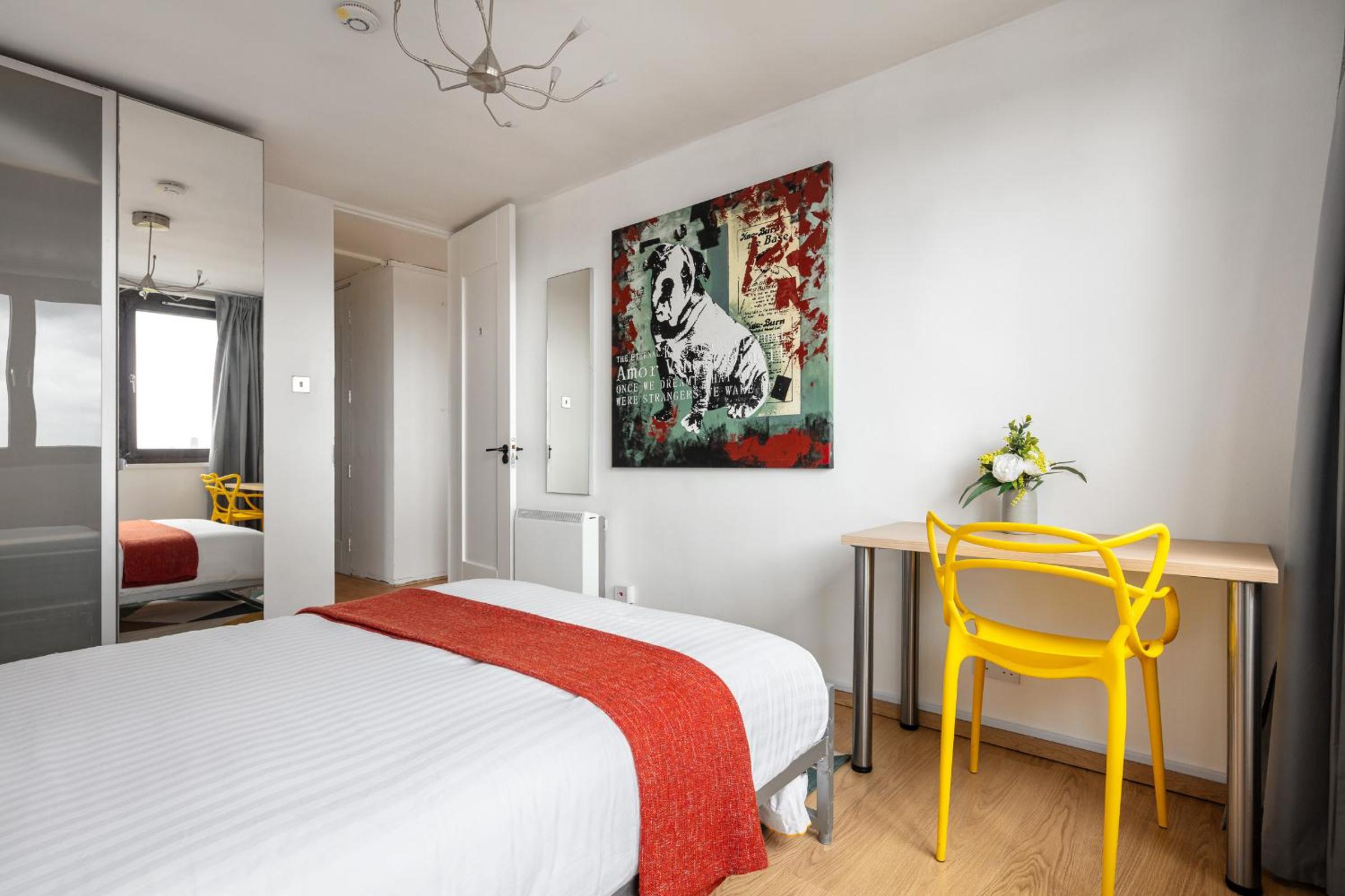 SKY View Apartment - 15 min by Tube To Oxford St in Central London