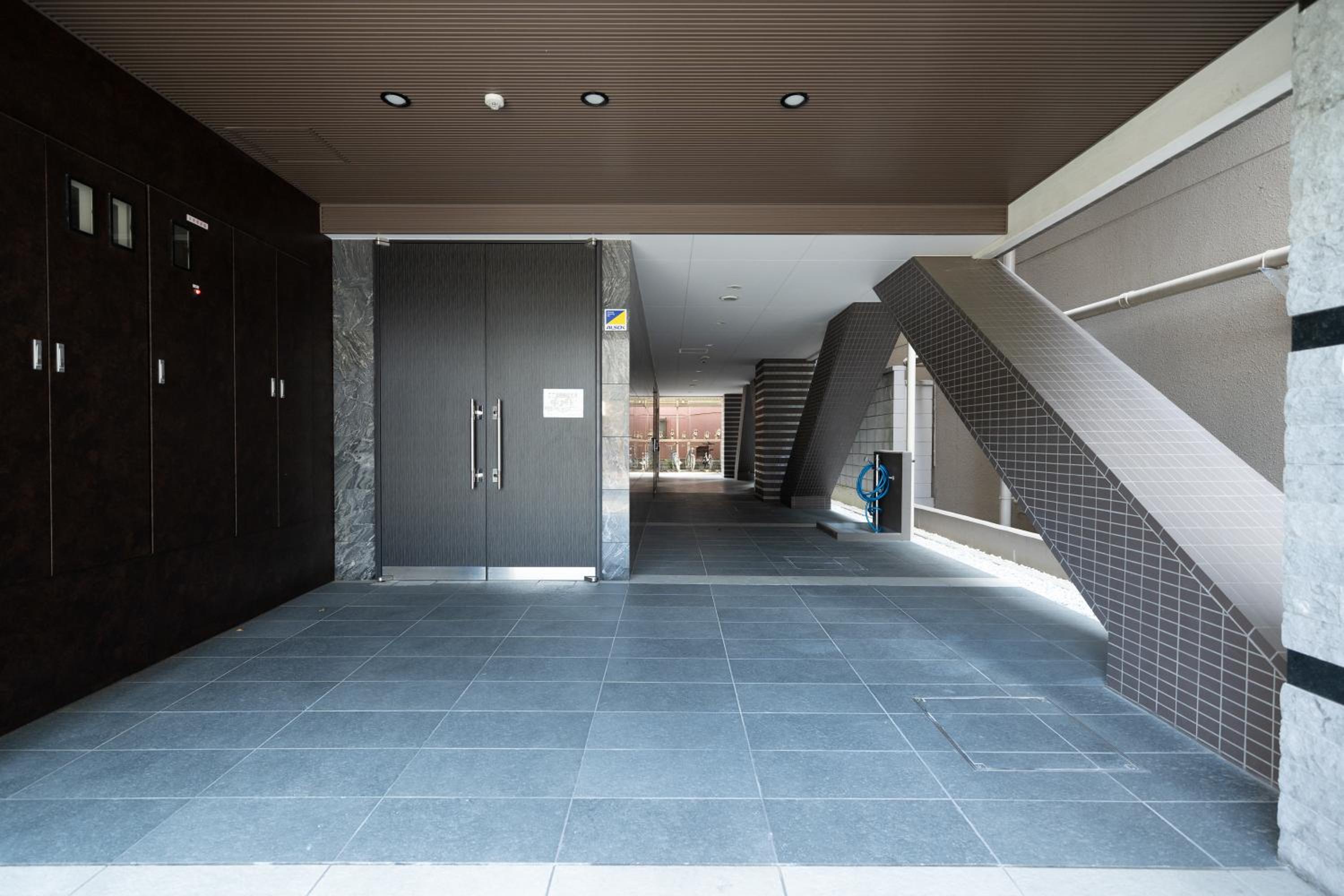 Nippori Bristol Hotel