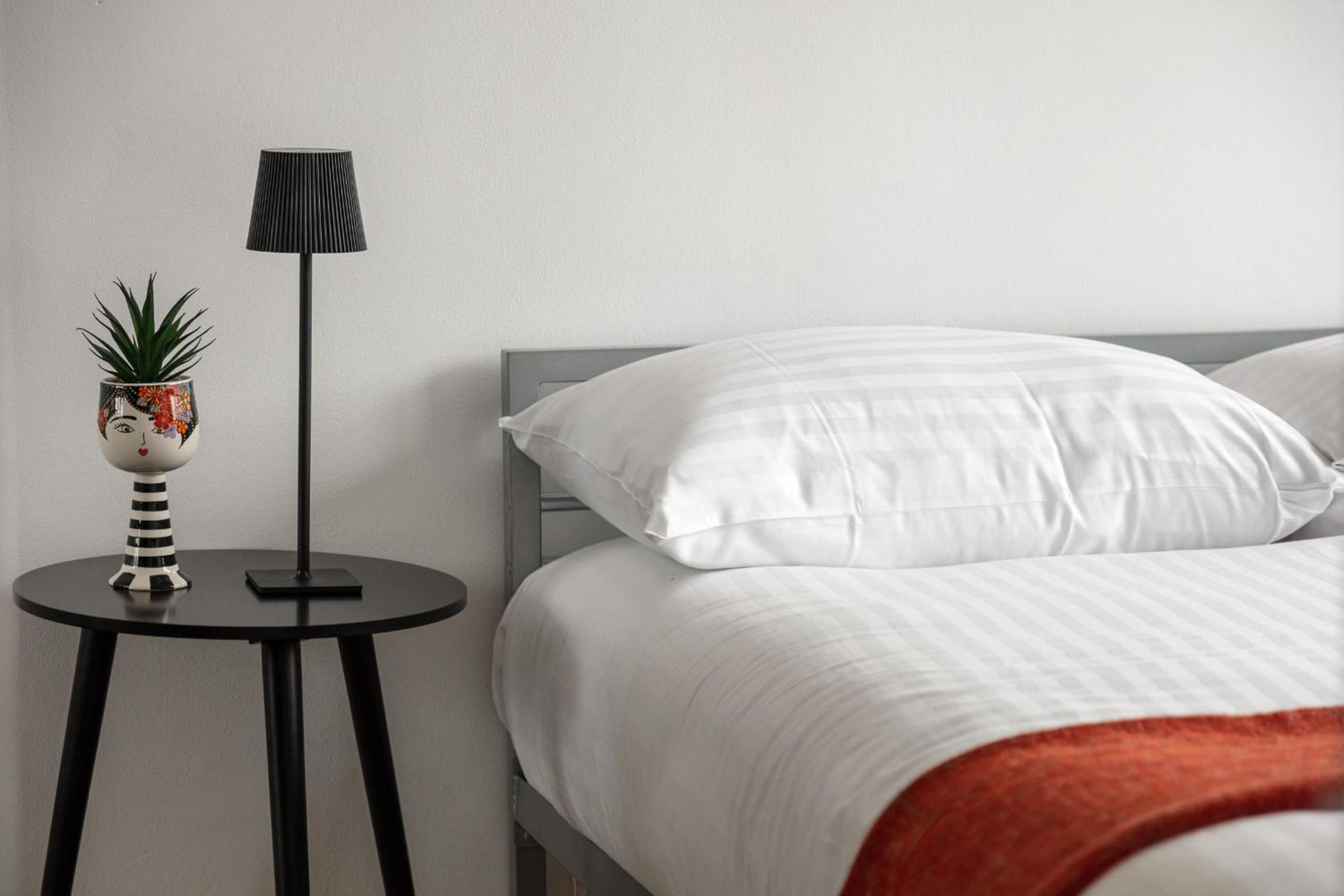 SKY View Apartment - 15 min by Tube To Oxford St in Central London