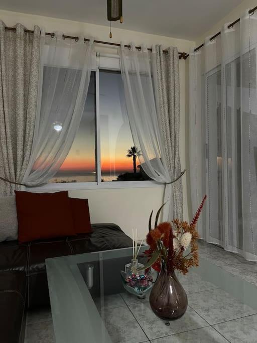 Apartments with a luxurious location near the sea