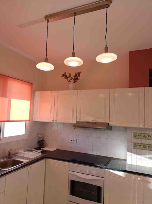 Apartments with a luxurious location near the sea