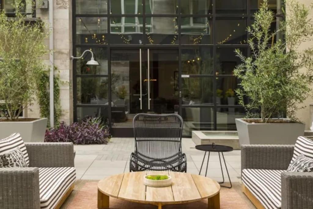 Stylish and Elegant apartment