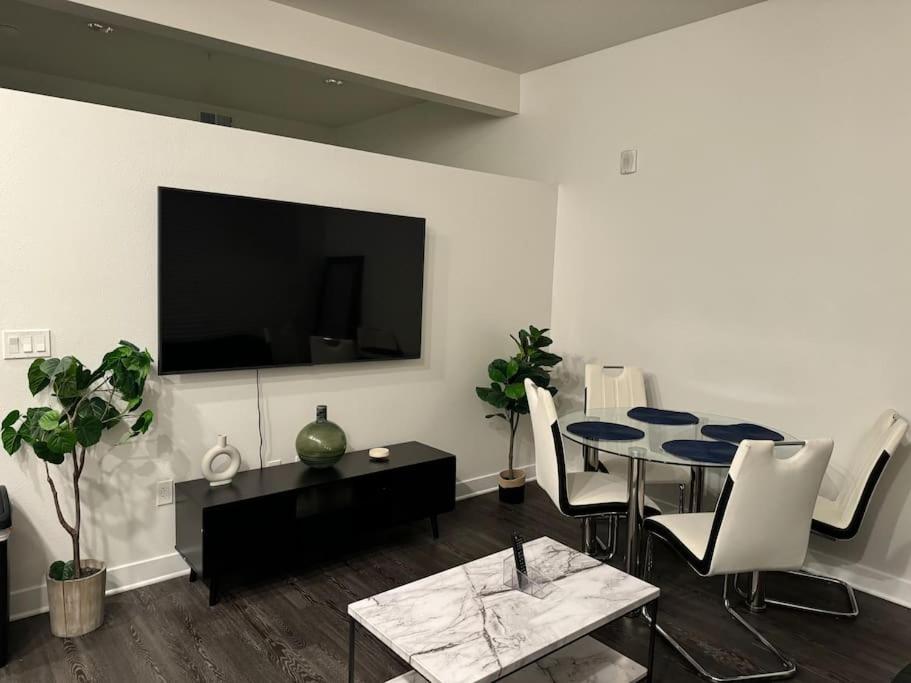 Stylish and Elegant apartment