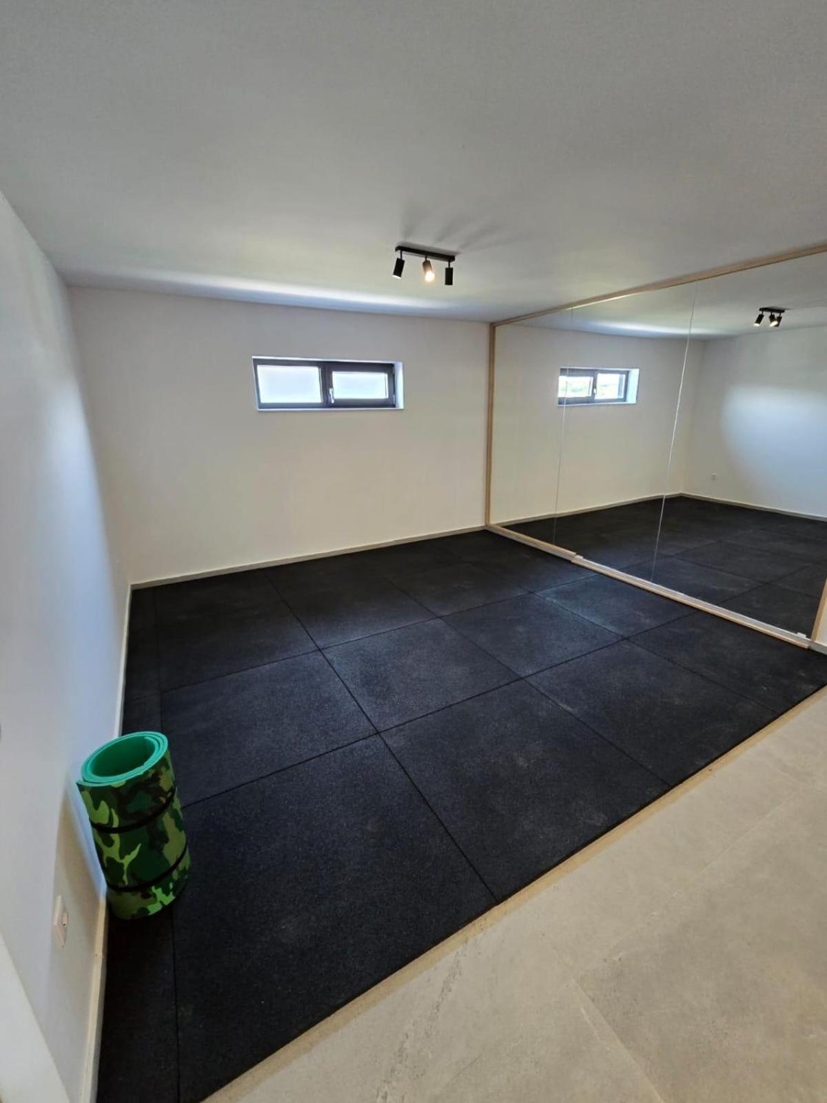 Photo 18