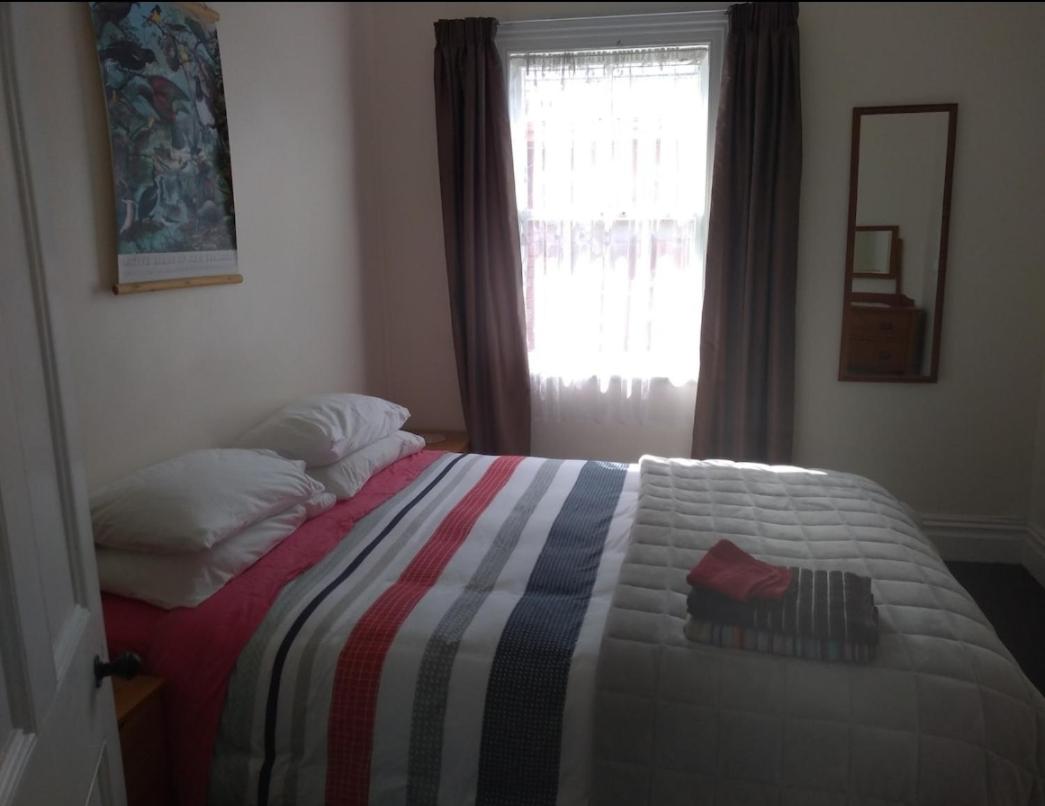 Inner City Cottage view 4