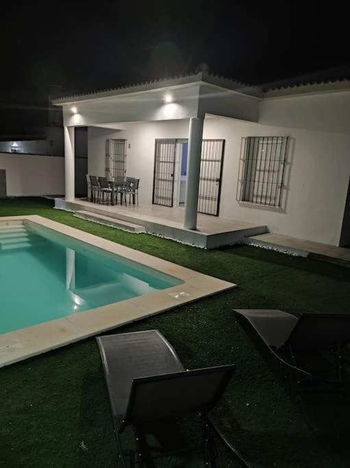 Villa ilusión, Chiclana de la frontera