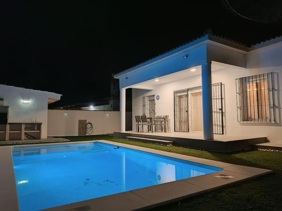 Villa ilusión, Chiclana de la frontera