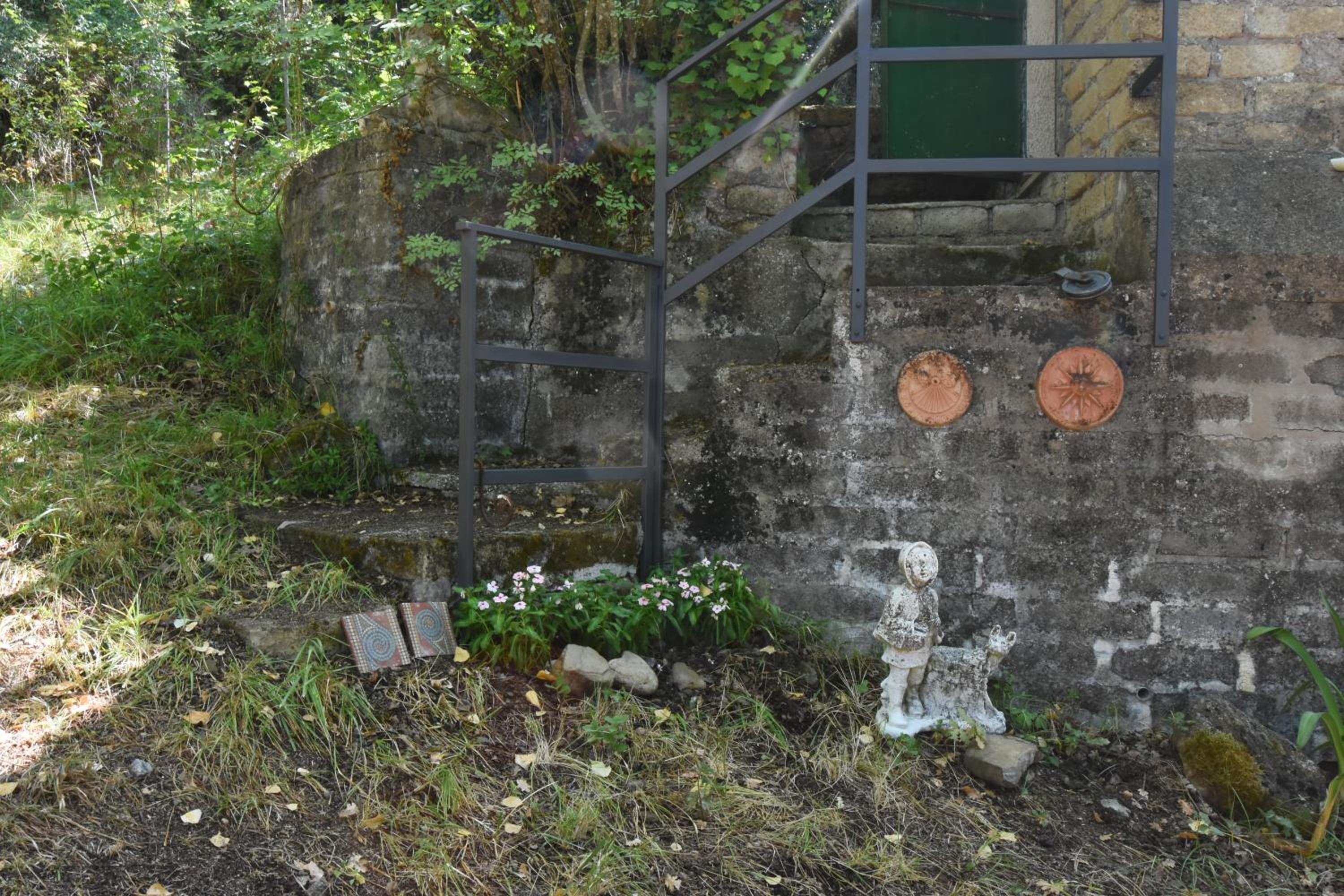 Photo 49