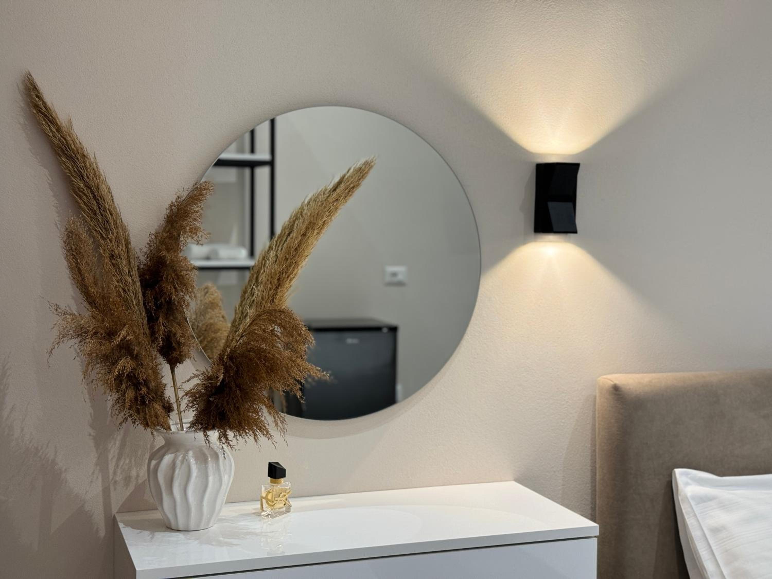 Aloju Rooms