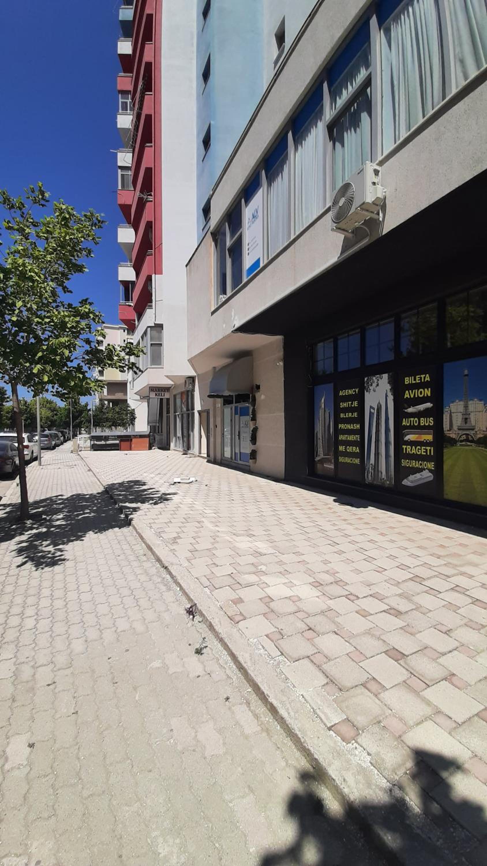 Saimir Apartaments
