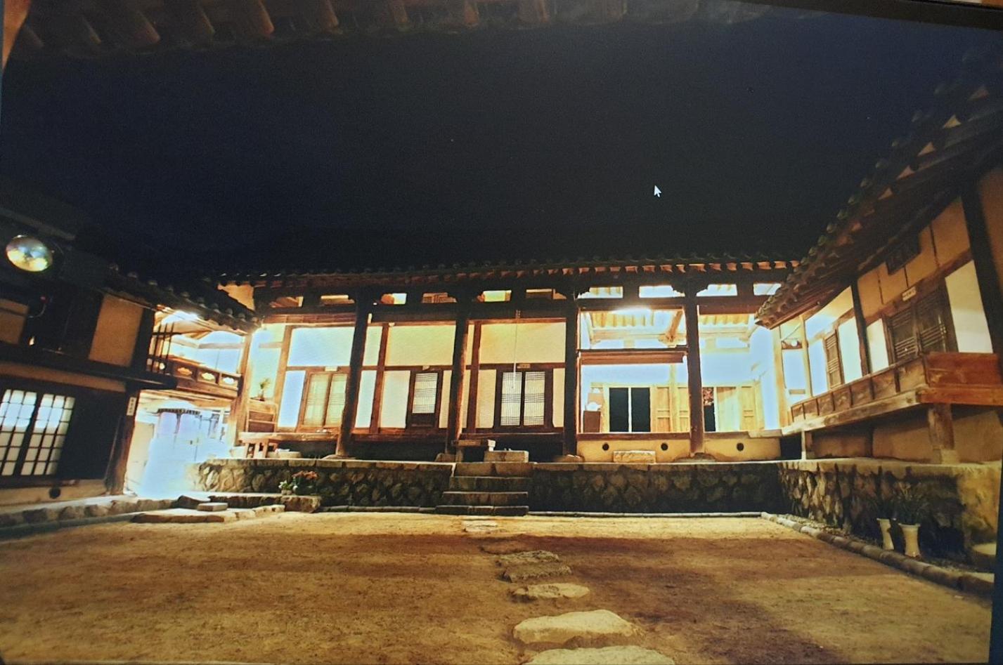 Hahoe Chunghyodang