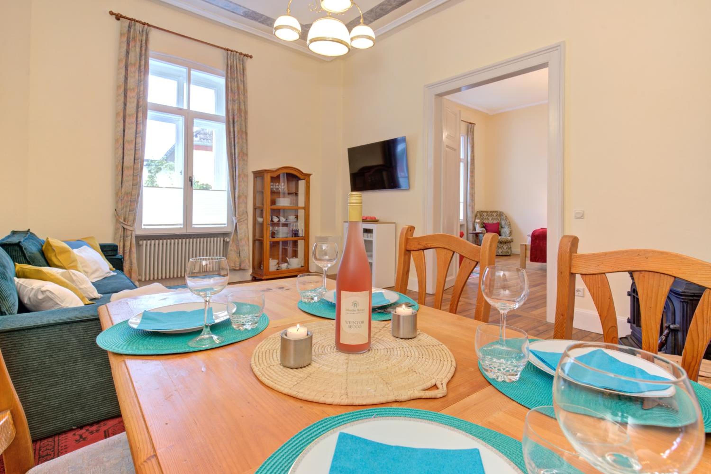 Charmante Altbauwohnung mit Gartenblick