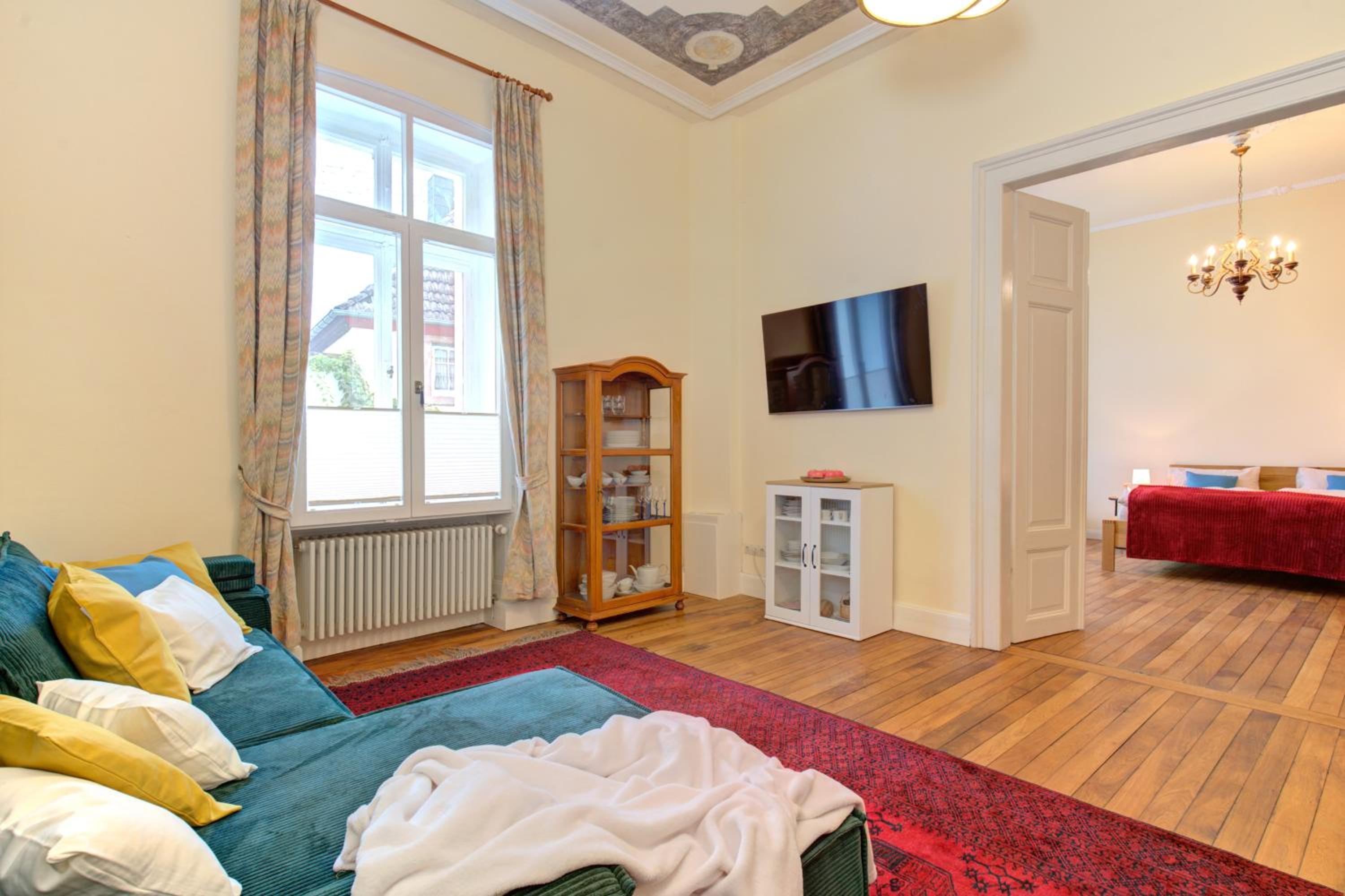 Charmante Altbauwohnung mit Gartenblick
