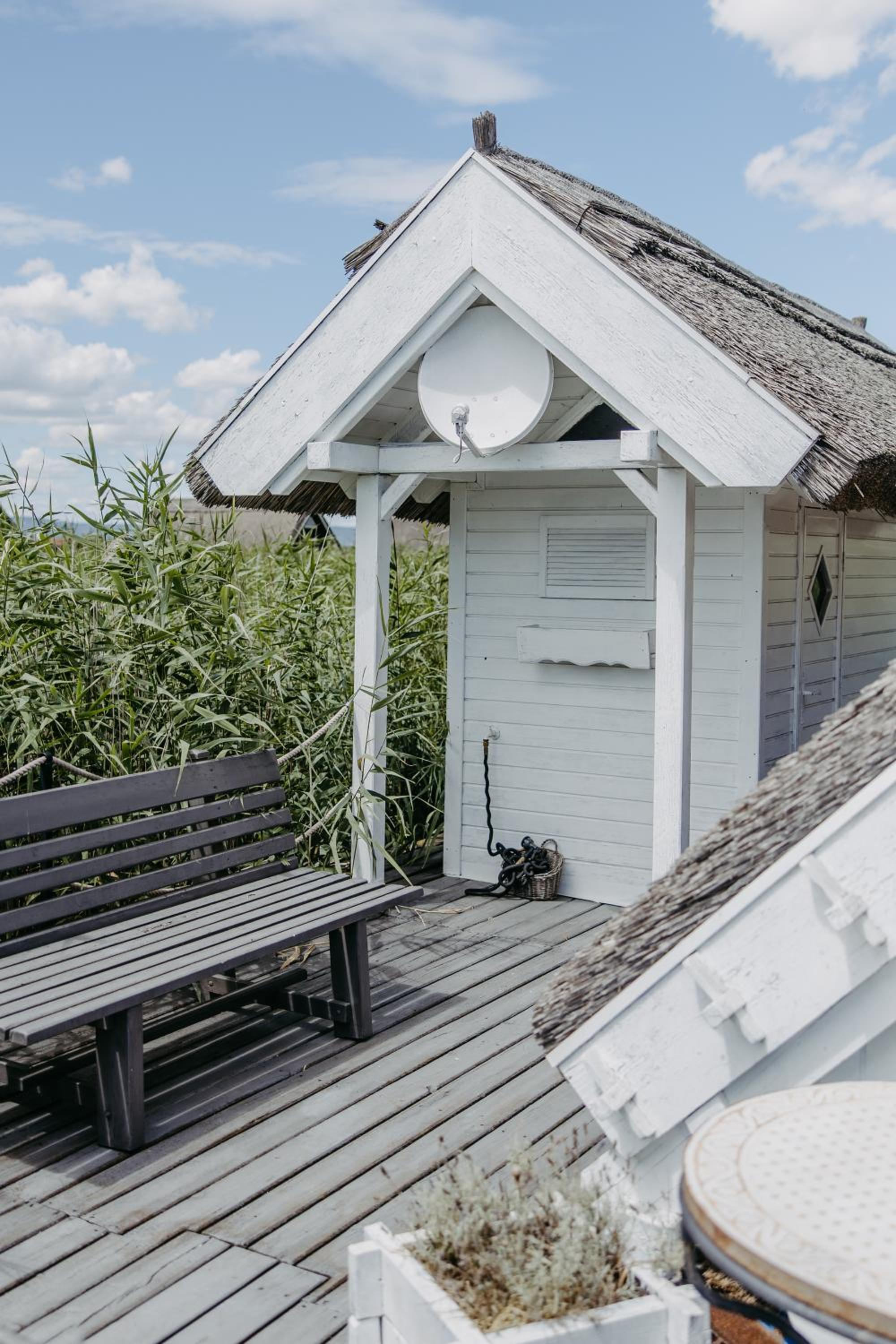 Seehütte Neusiedlersee - Seehaus inklusive Elektroboot
