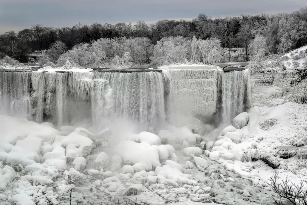 Niagara River Estate