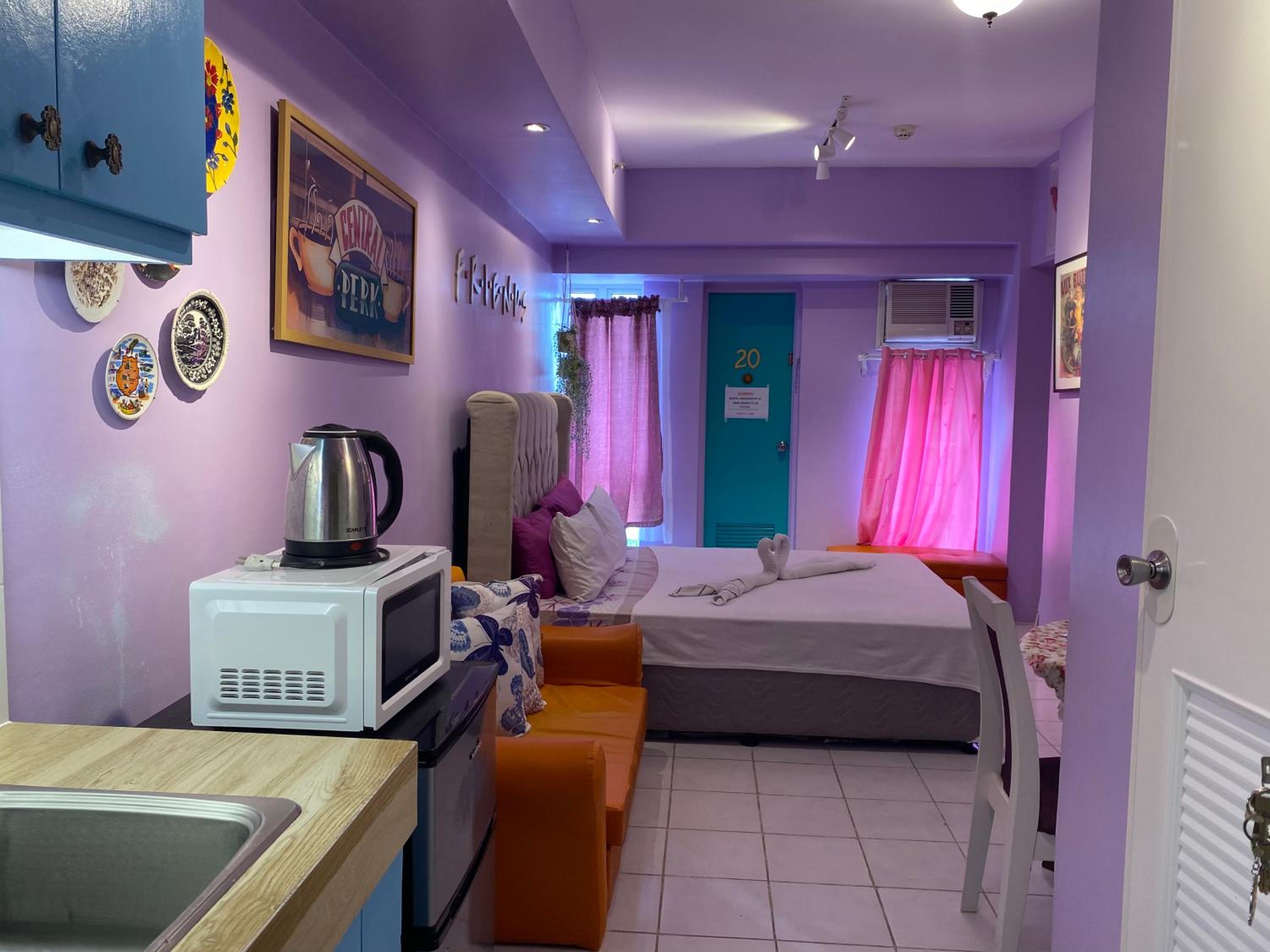 Tagaytay Cityland Family Room by Happynest Staycation