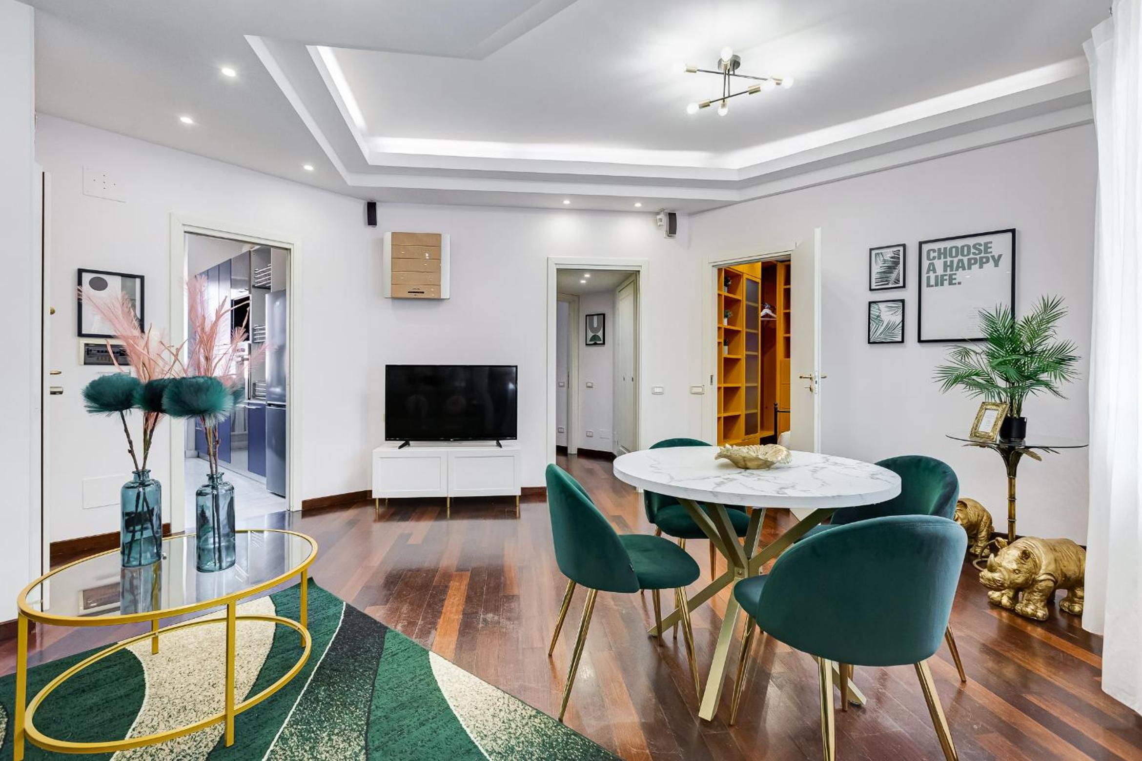 Koma 7 Apartment