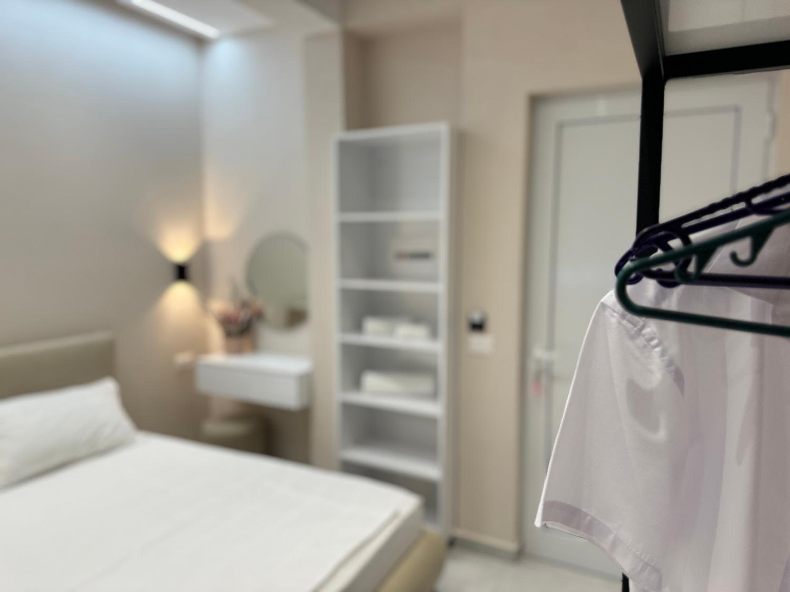 Aloju Rooms