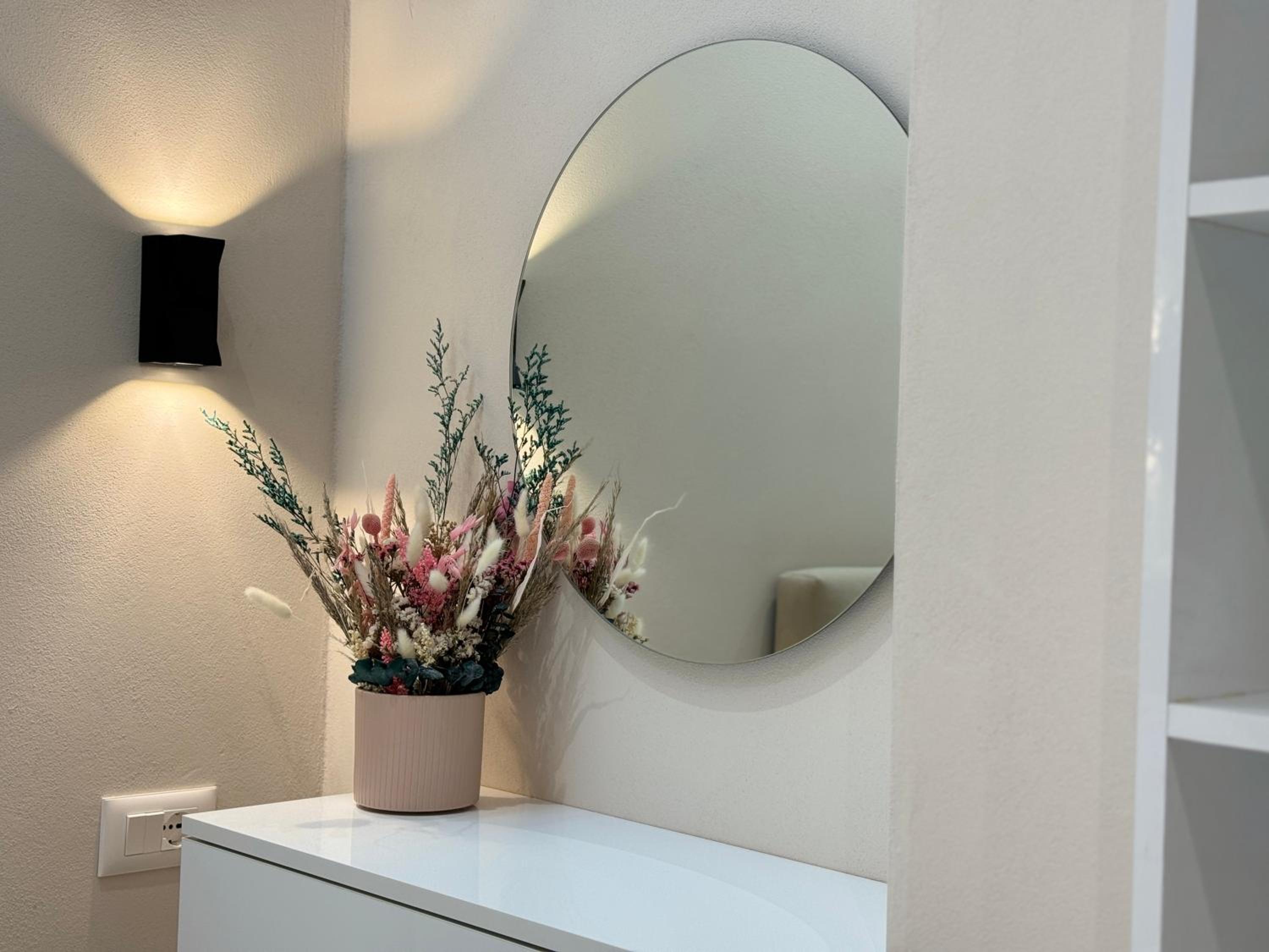 Aloju Rooms